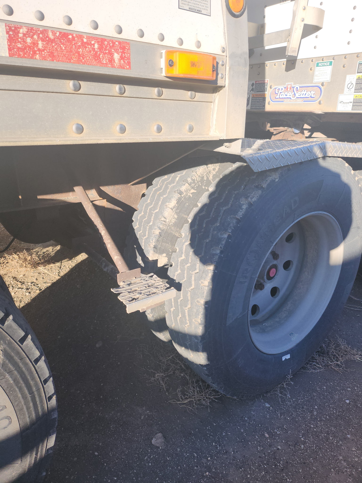 2006 Wilson Trailer Trailer/Grain