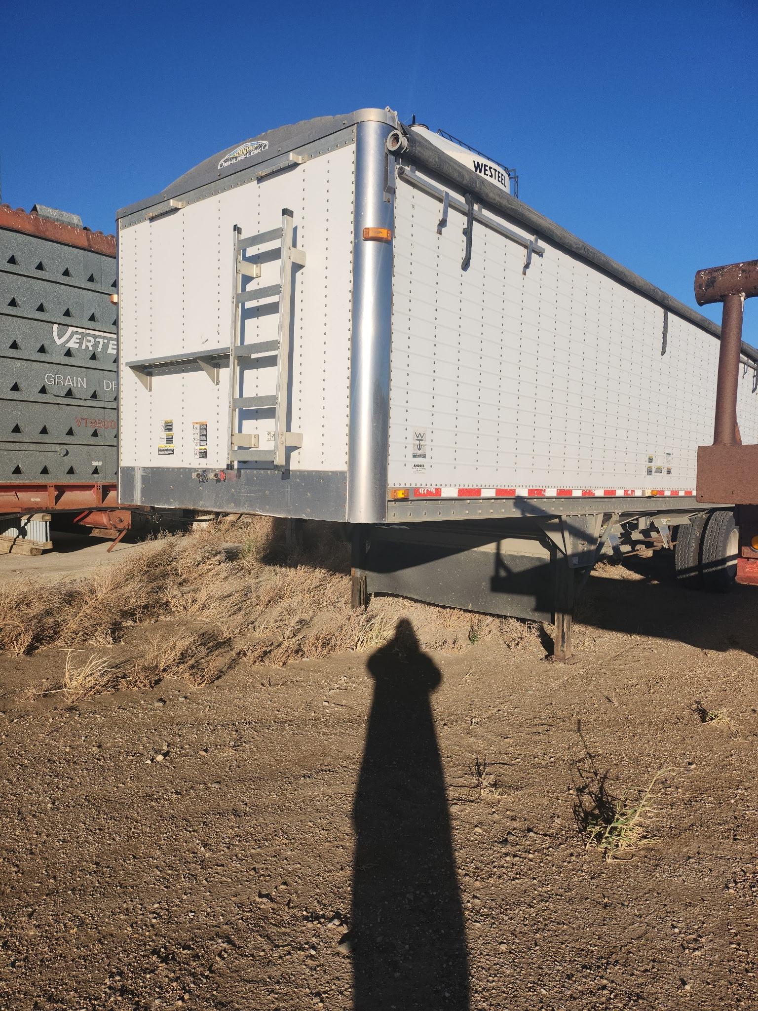 2006 Wilson Trailer Trailer/Grain