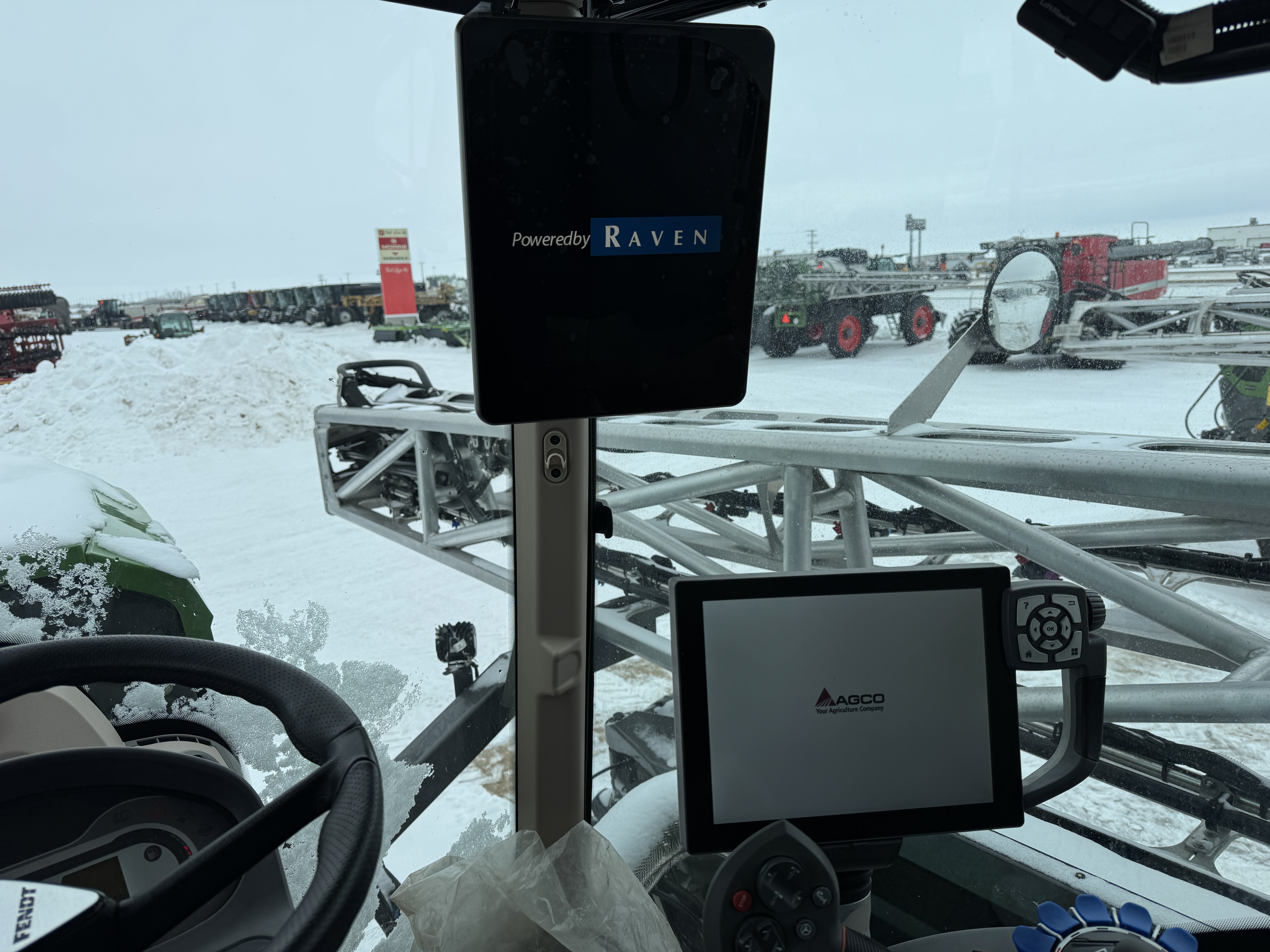 2025 Fendt RG937 Sprayer/High Clearance