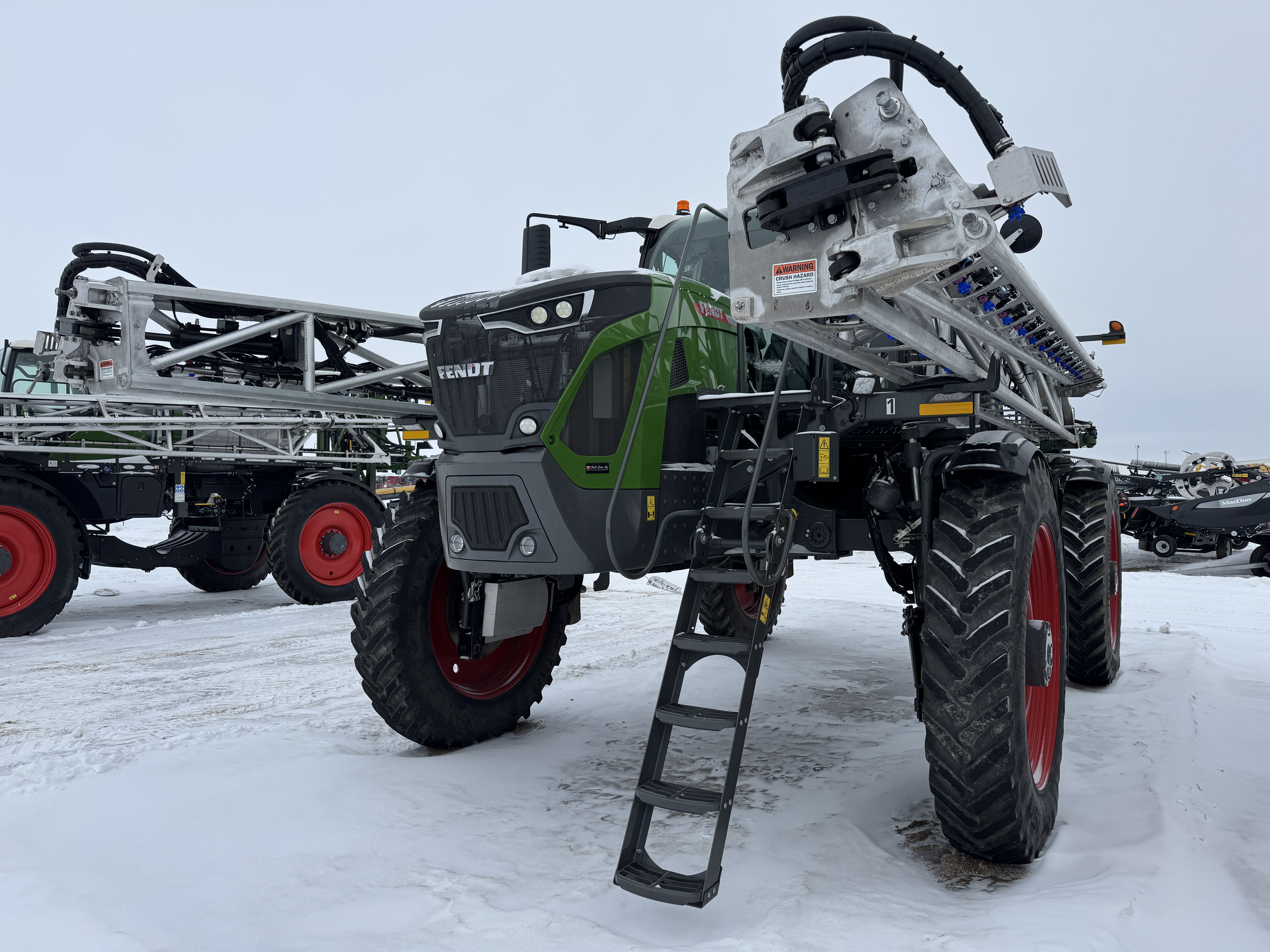 2025 Fendt RG937 Sprayer/High Clearance