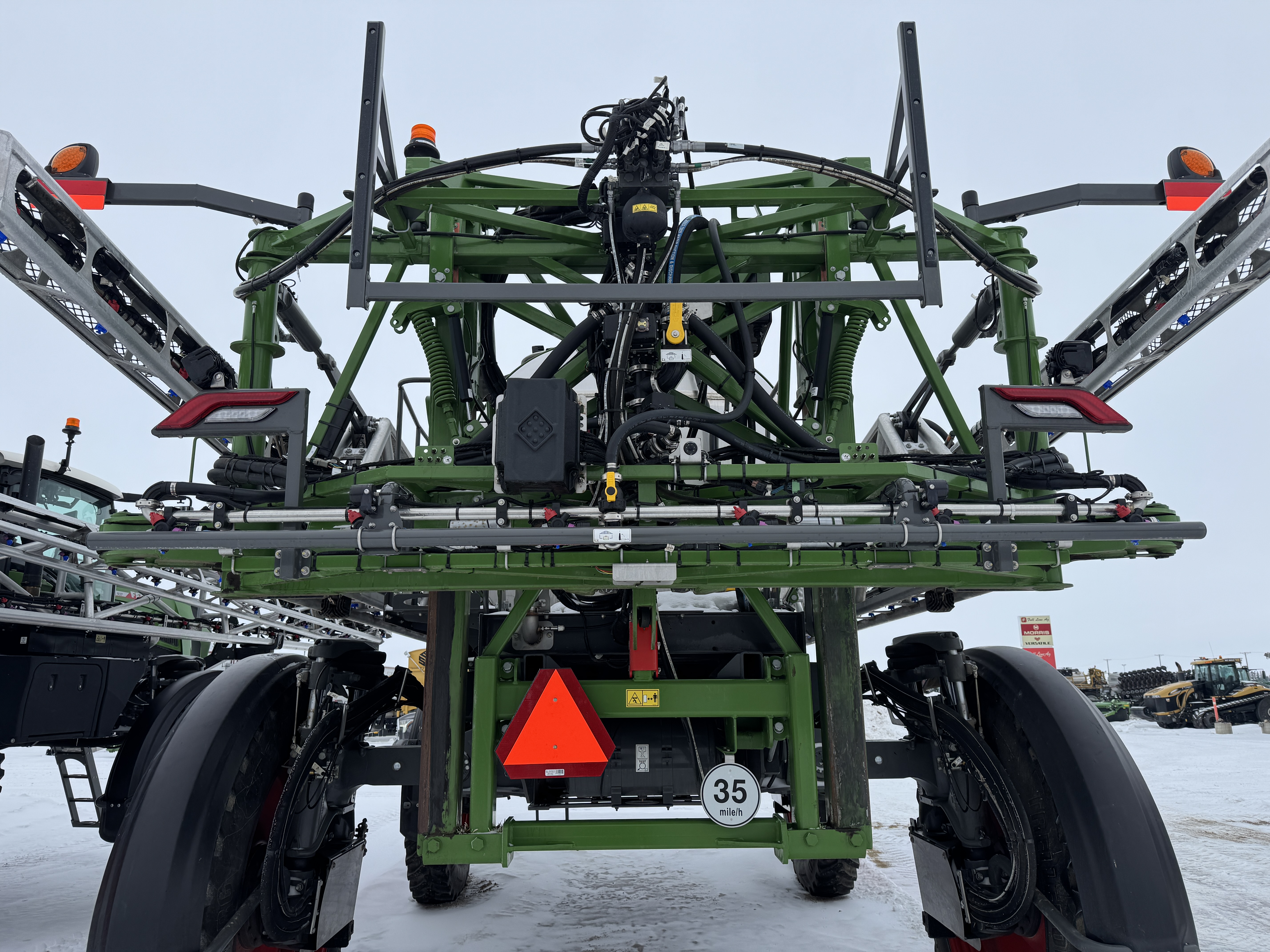 2025 Fendt RG937 Sprayer/High Clearance