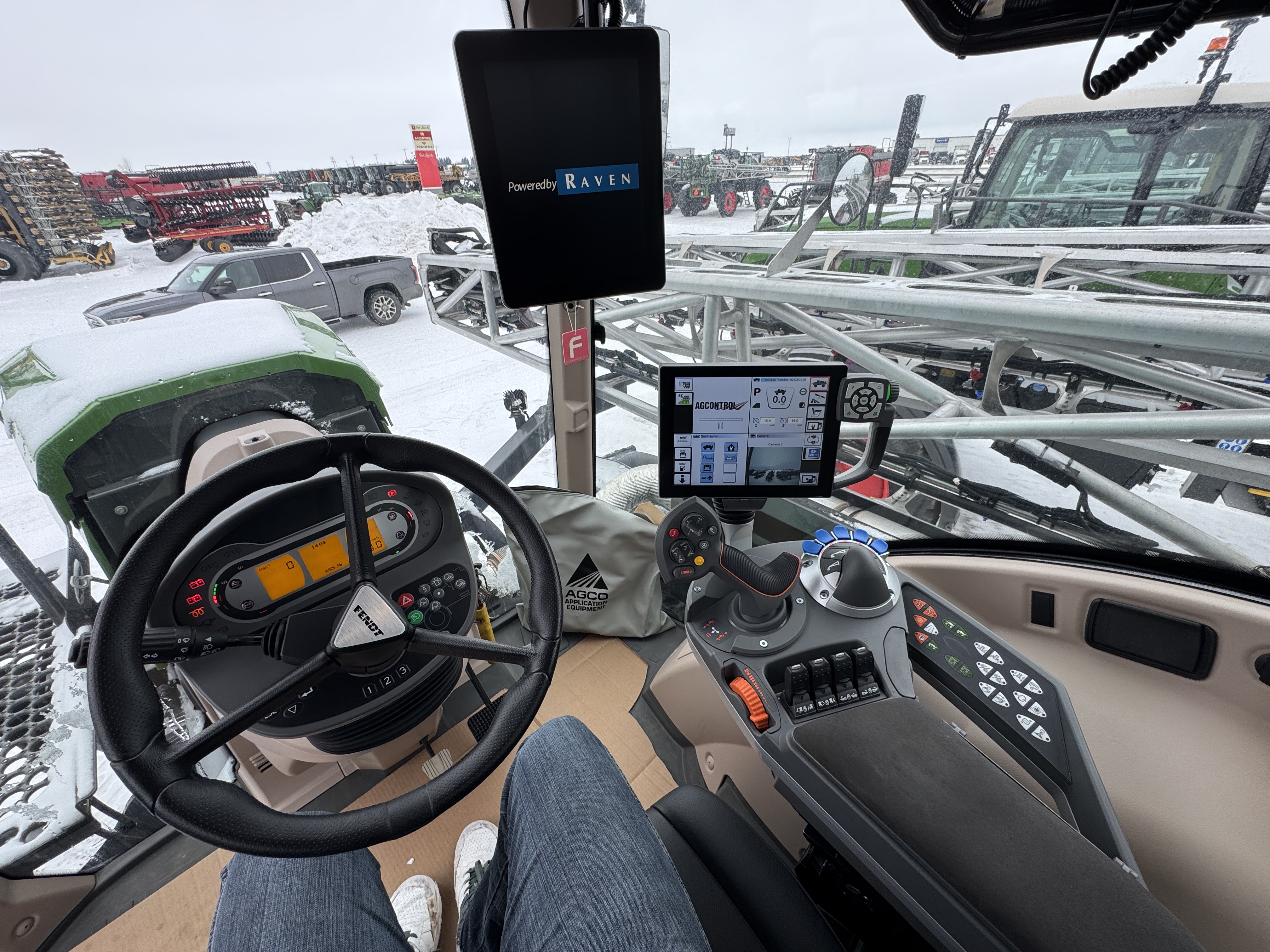 2025 Fendt RG937 Sprayer/High Clearance