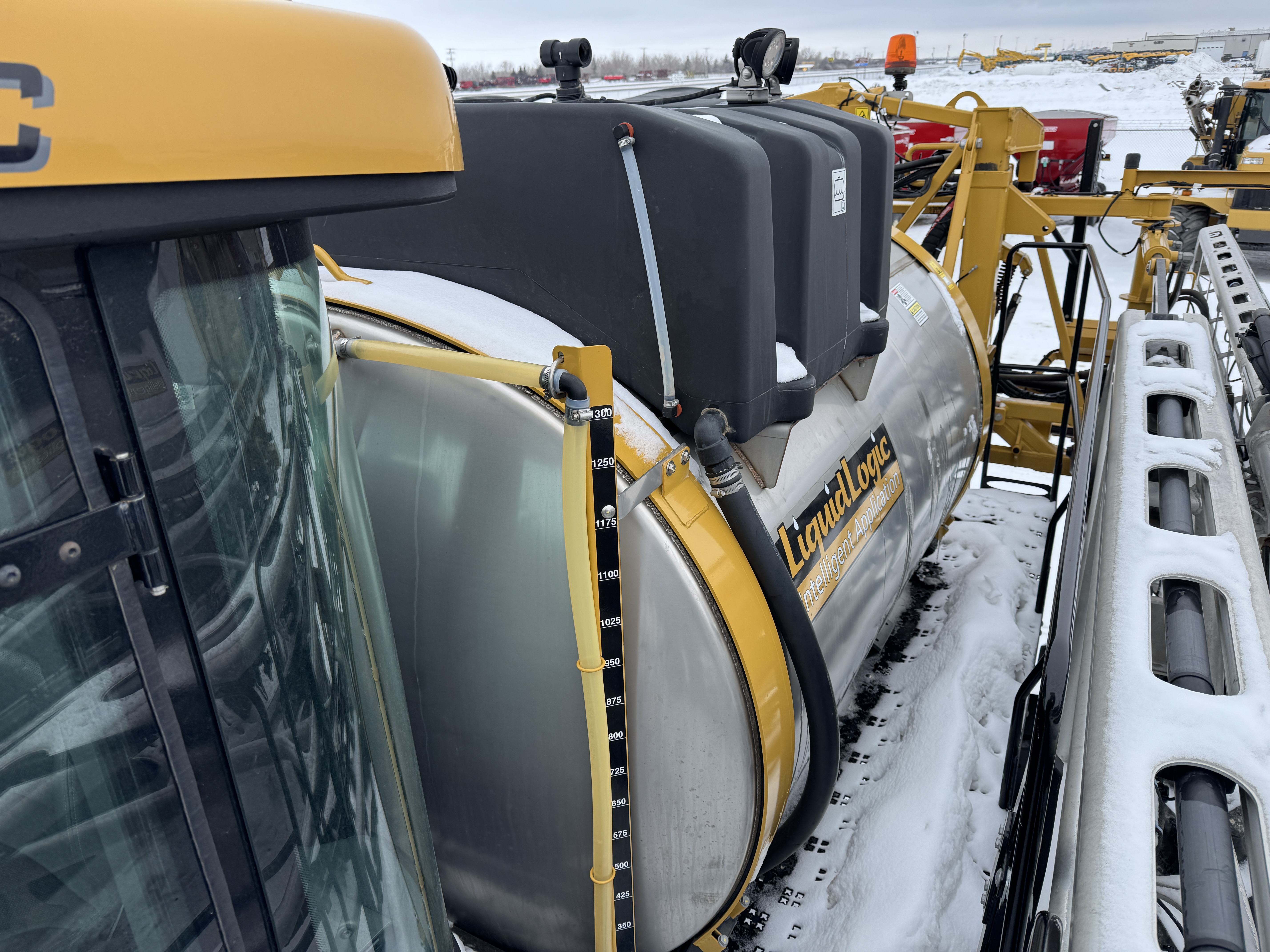 2021 RoGator RG1300C Sprayer/High Clearance