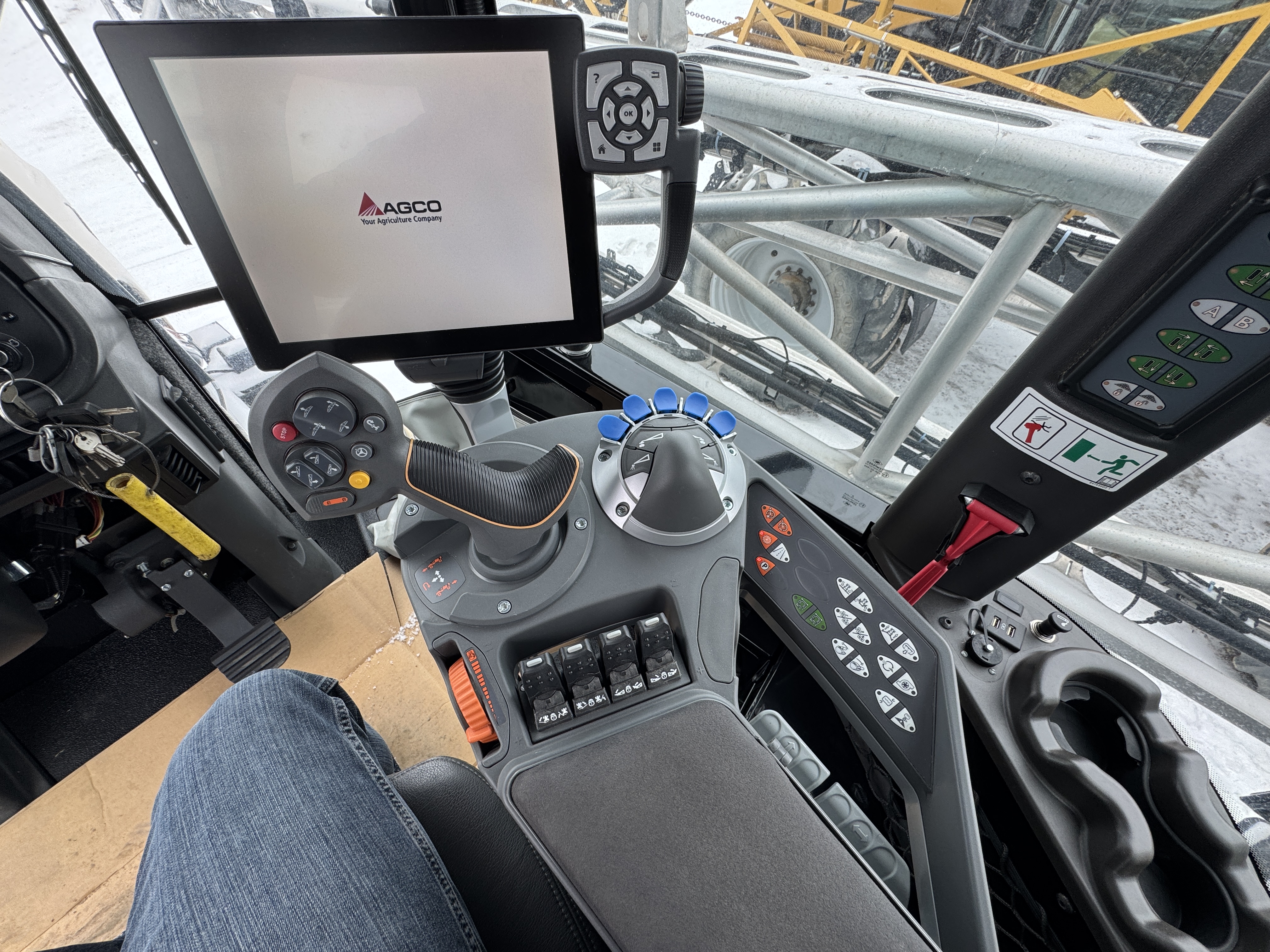 2021 RoGator RG1300C Sprayer/High Clearance