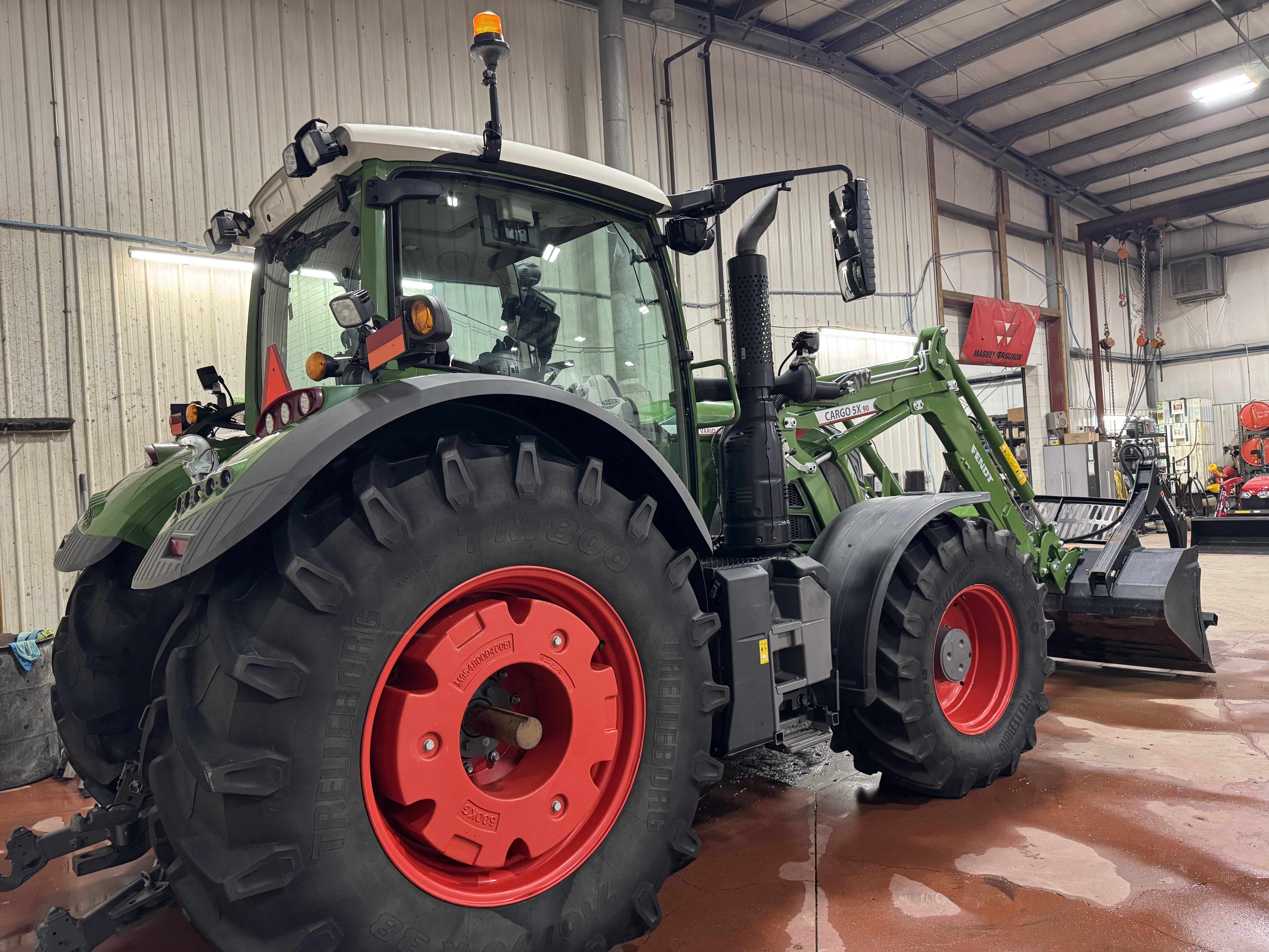 2023 Fendt 724 Gen6 Tractor