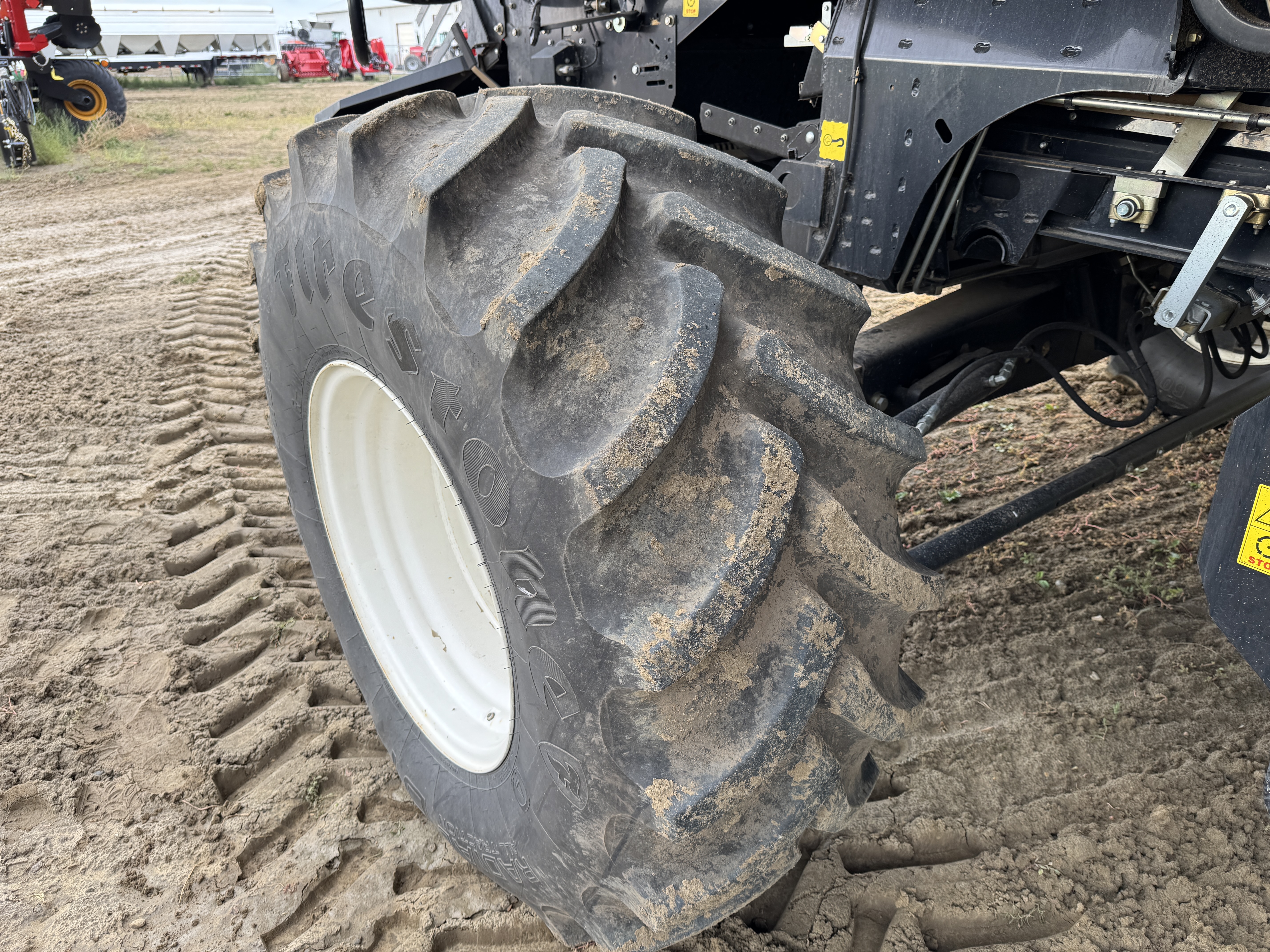2018 New Holland CR8.90 Combine