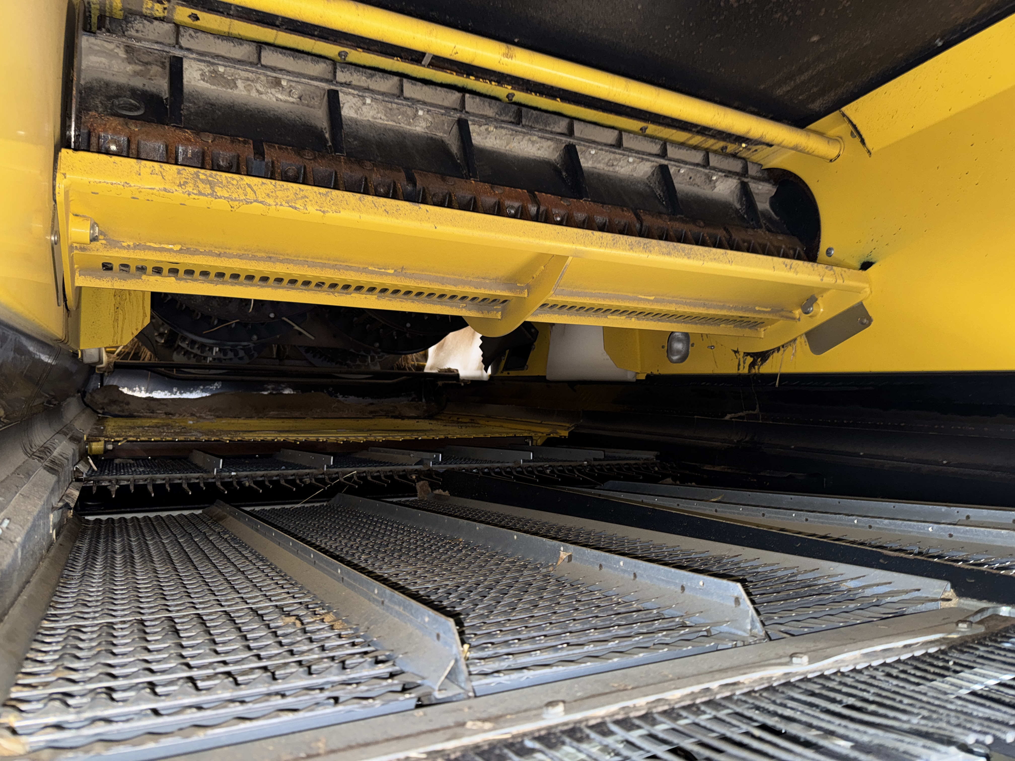 2018 New Holland CR8.90 Combine