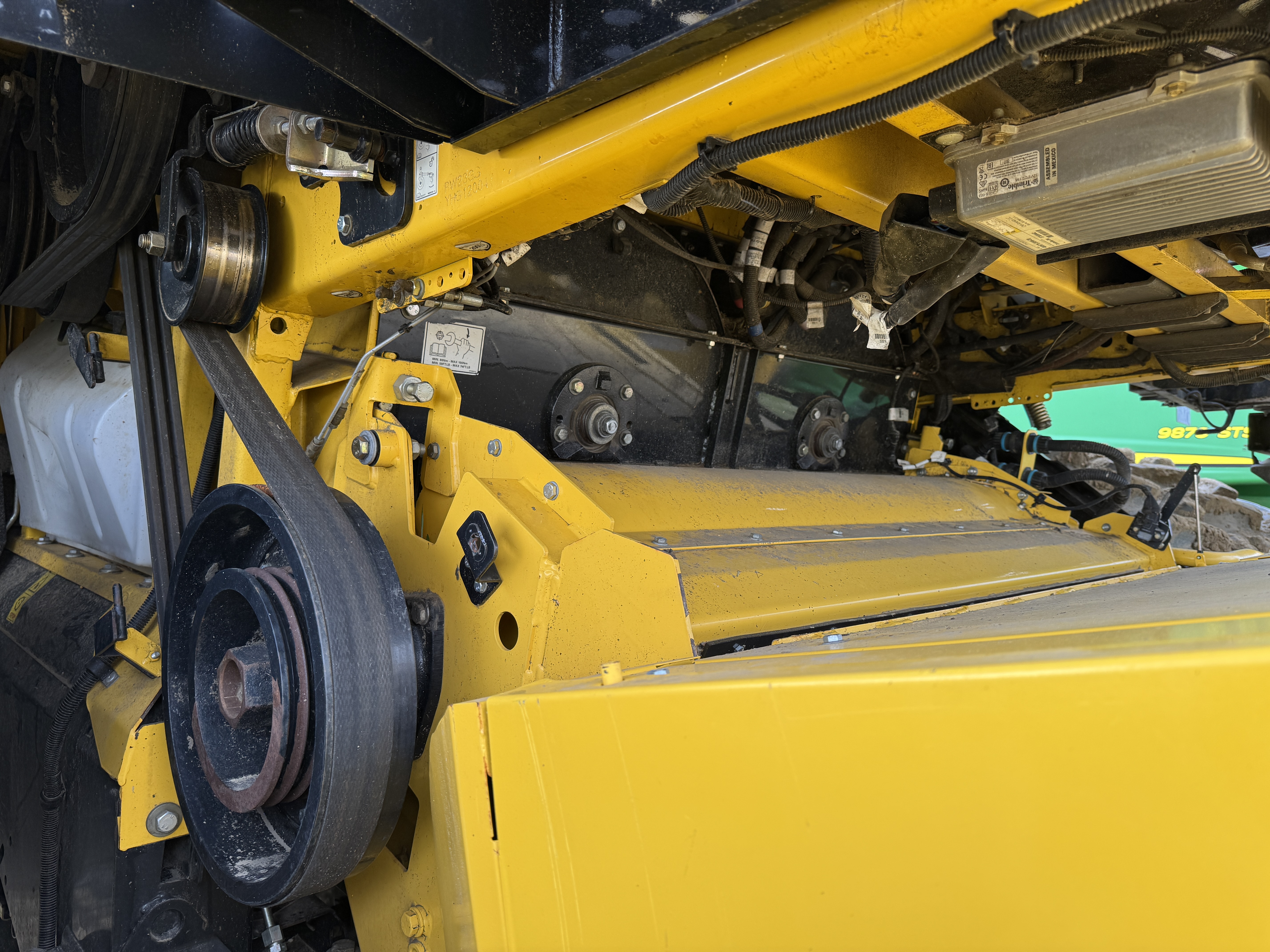 2018 New Holland CR8.90 Combine