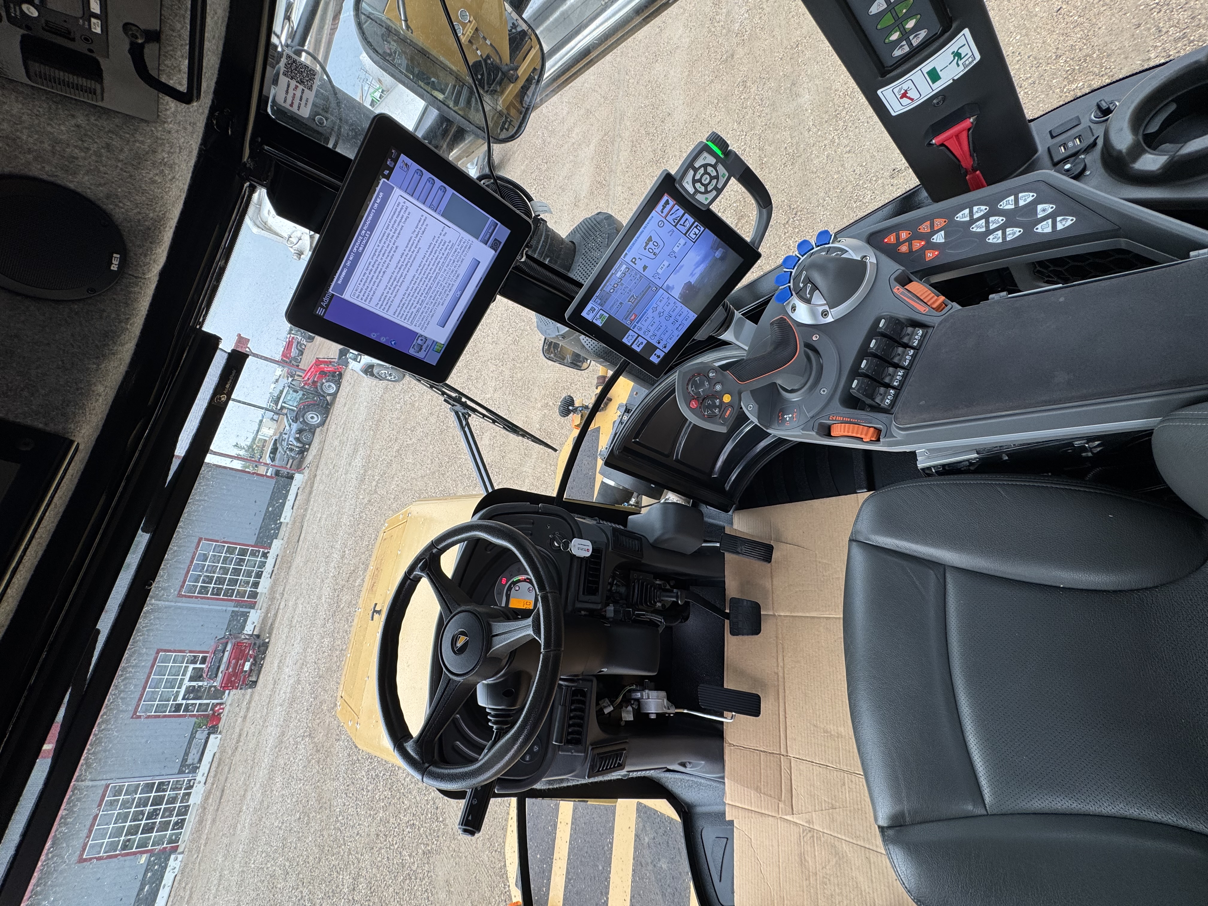 2023 TerraGator TG8400C Floater