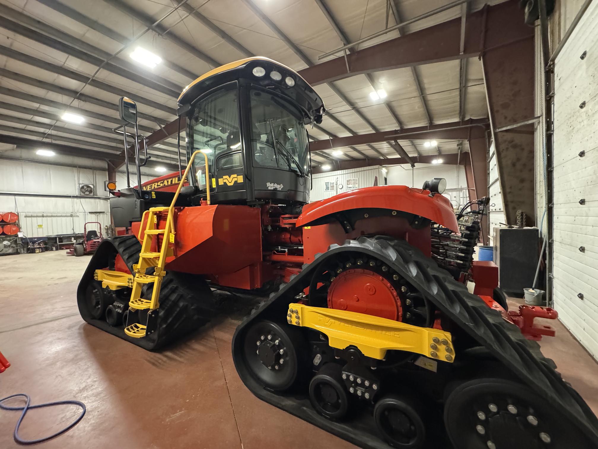 2018 Versatile 570DT Tractor 4WD