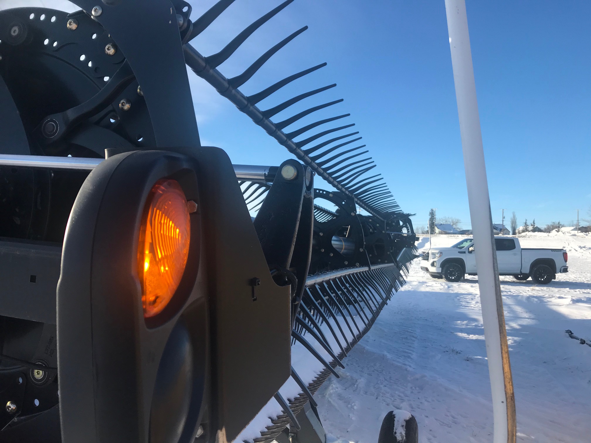 2016 MacDon FD75-40 Header Combine