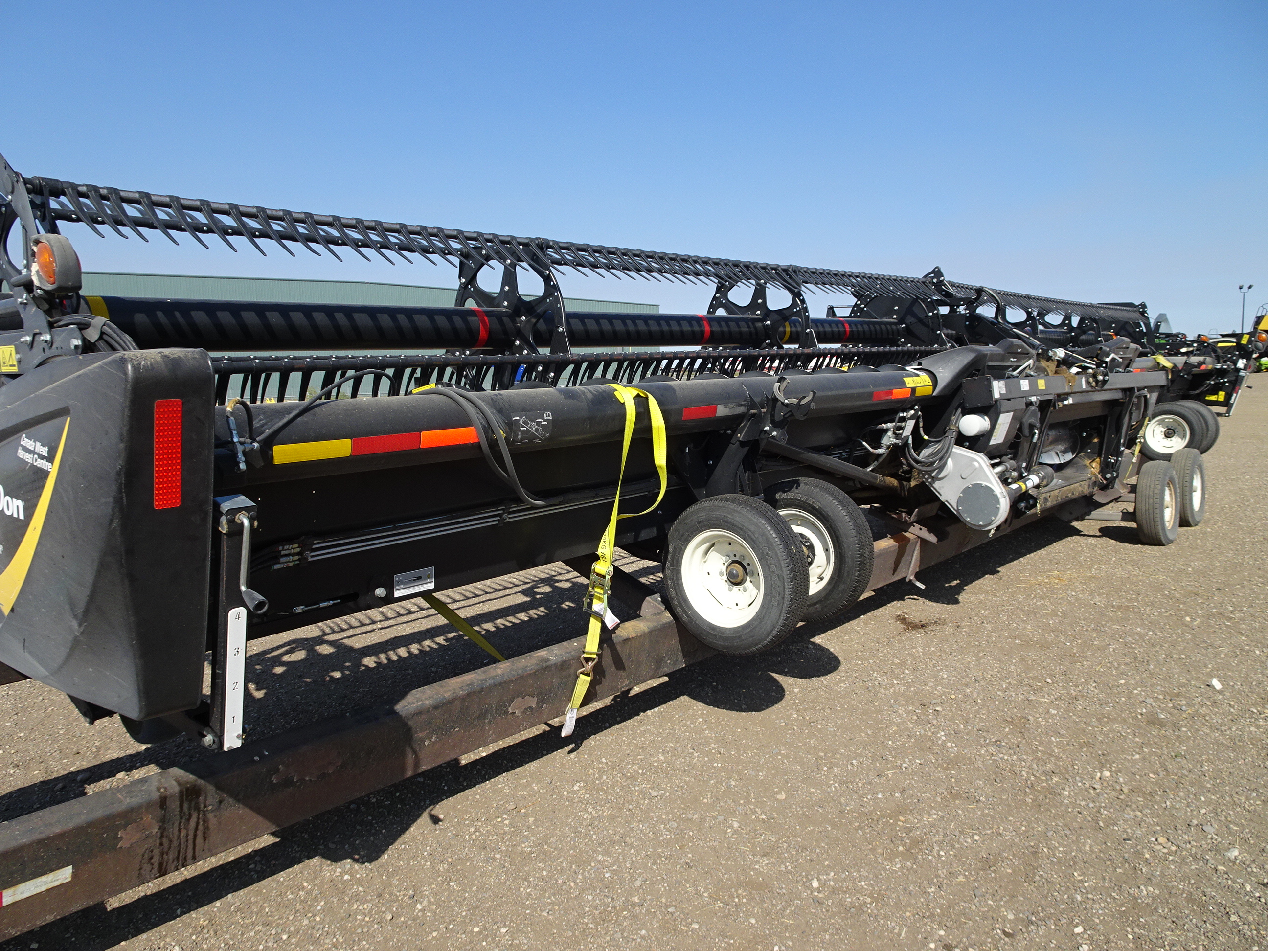 2018 MacDon FD145 Header Draper Flex