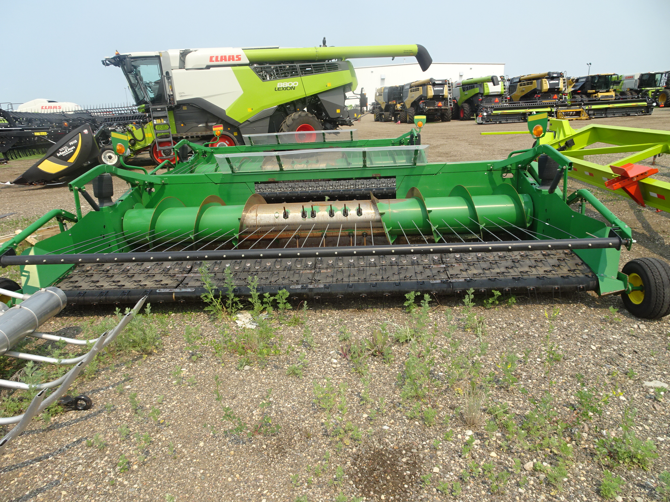 2010 John Deere 615P Header Combine