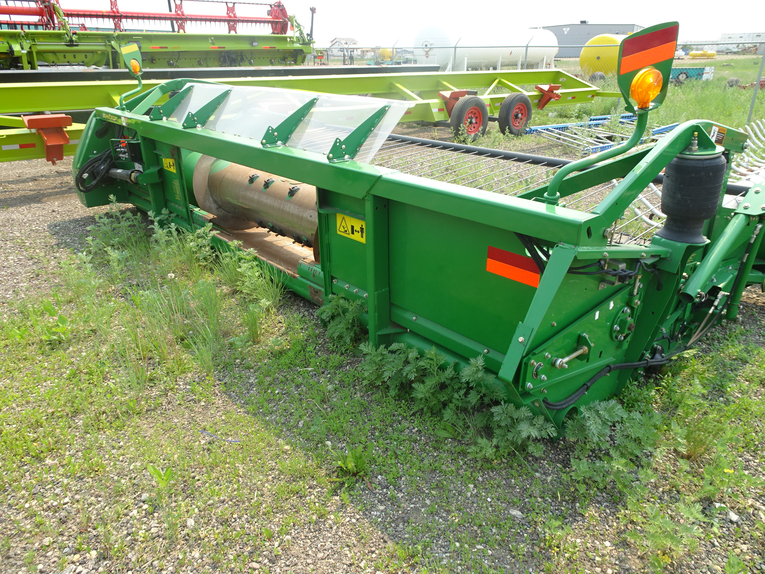 2010 John Deere 615P Header Combine