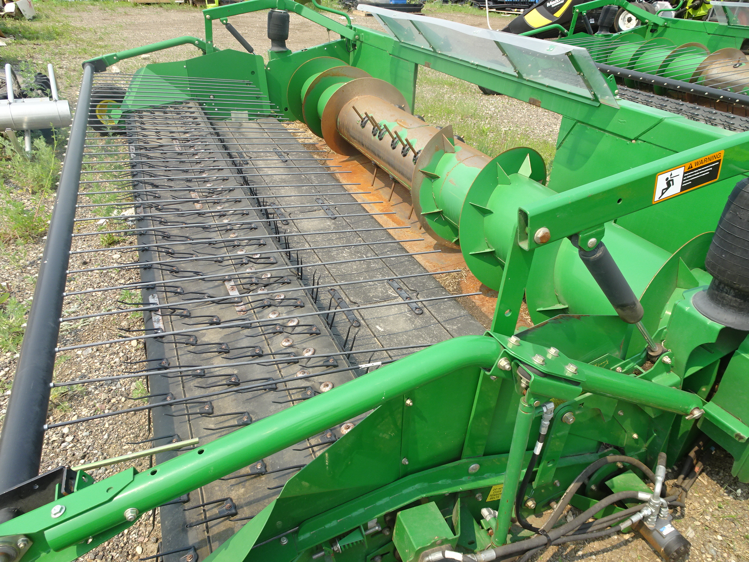 2010 John Deere 615P Header Combine