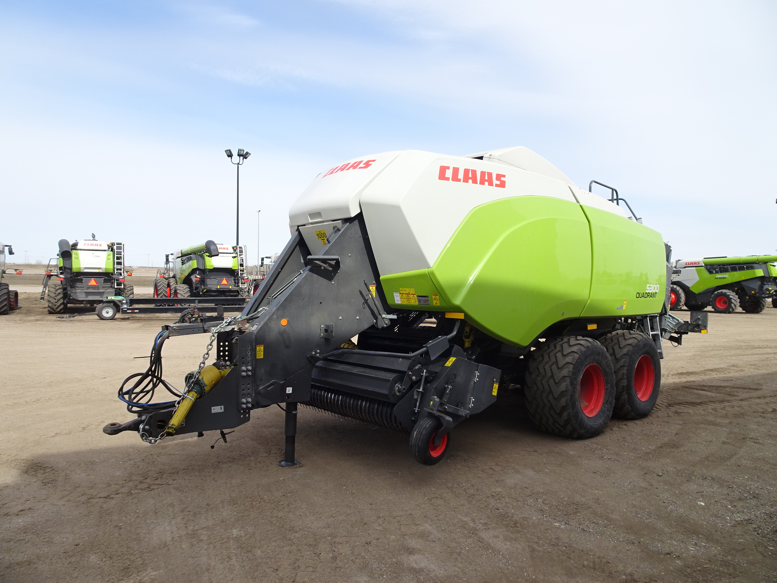 2019 CLAAS 5300 Roto Feed Baler/Square