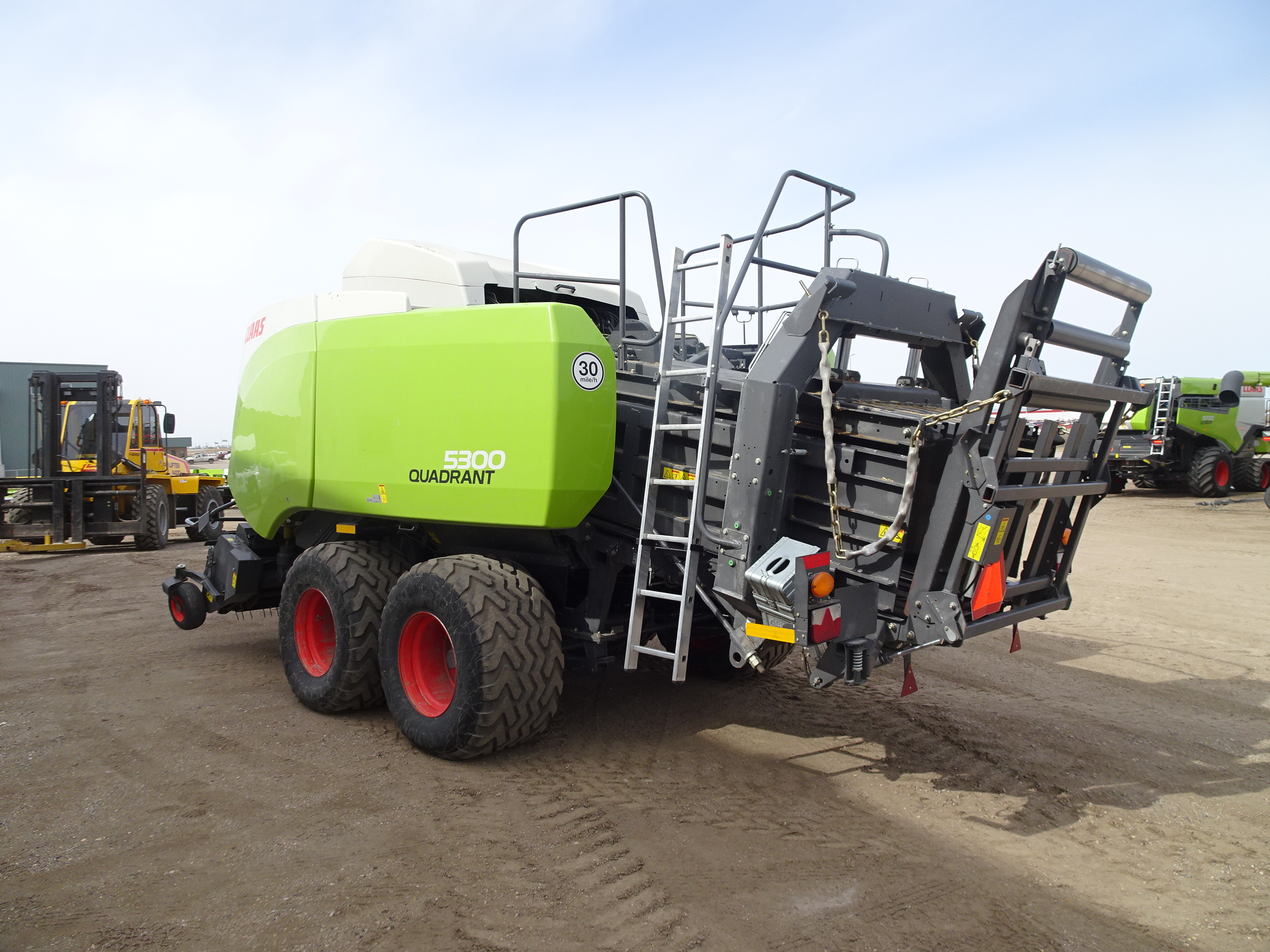 2019 CLAAS 5300 Roto Feed Baler/Square