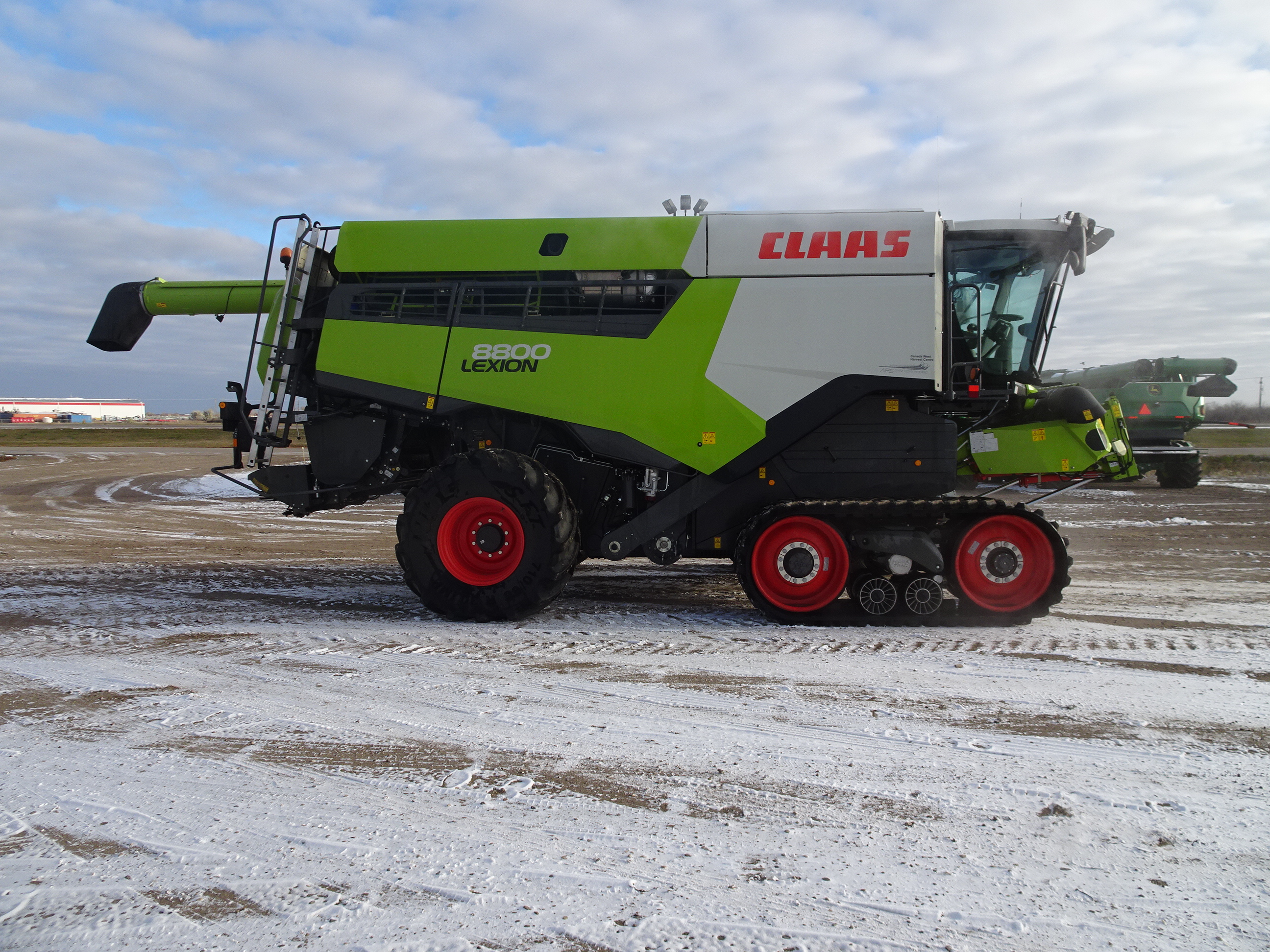 2022 CLAAS 8800TT Combine