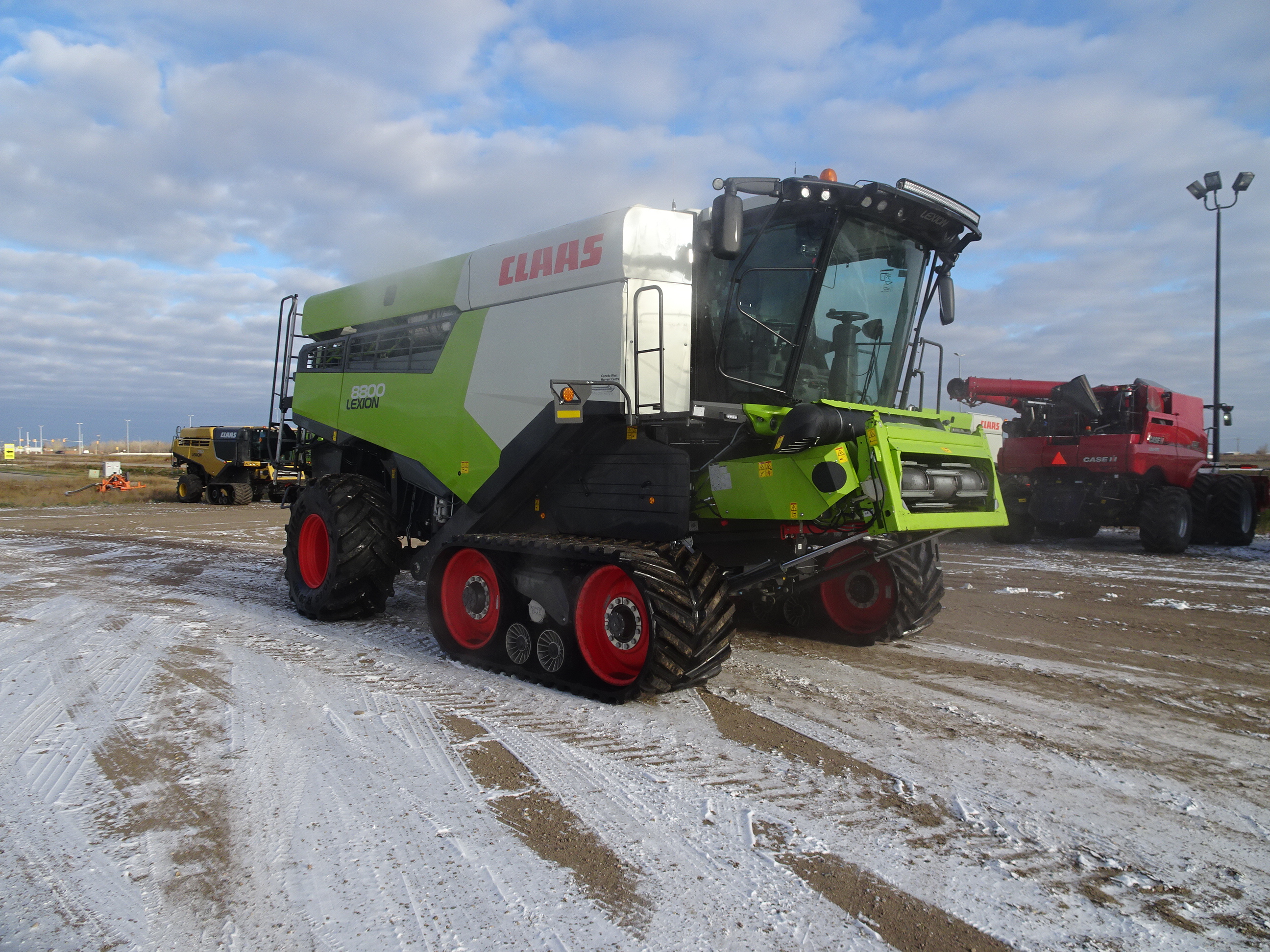 2022 CLAAS 8800TT Combine