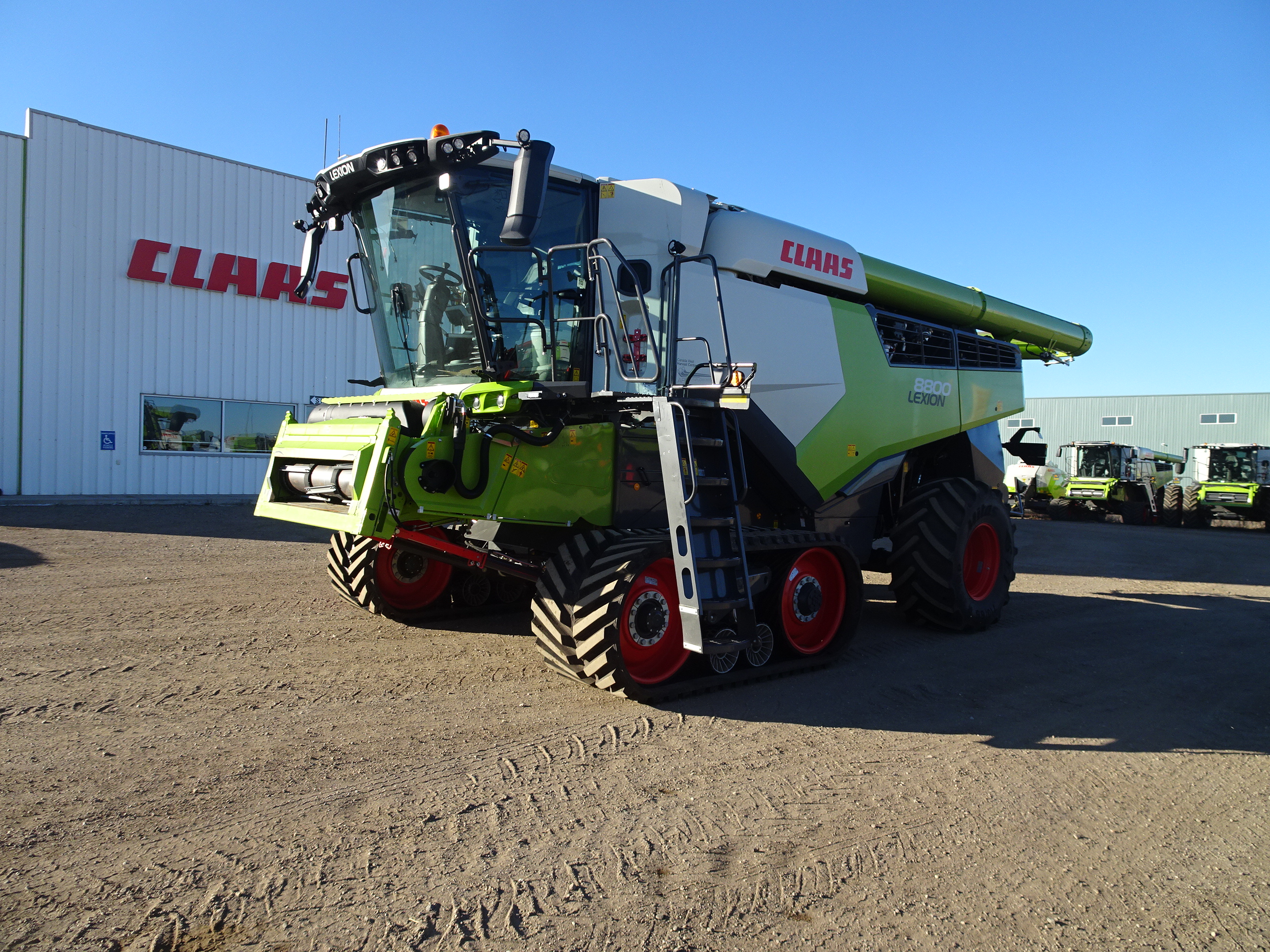 2023 CLAAS 8800TT Combine