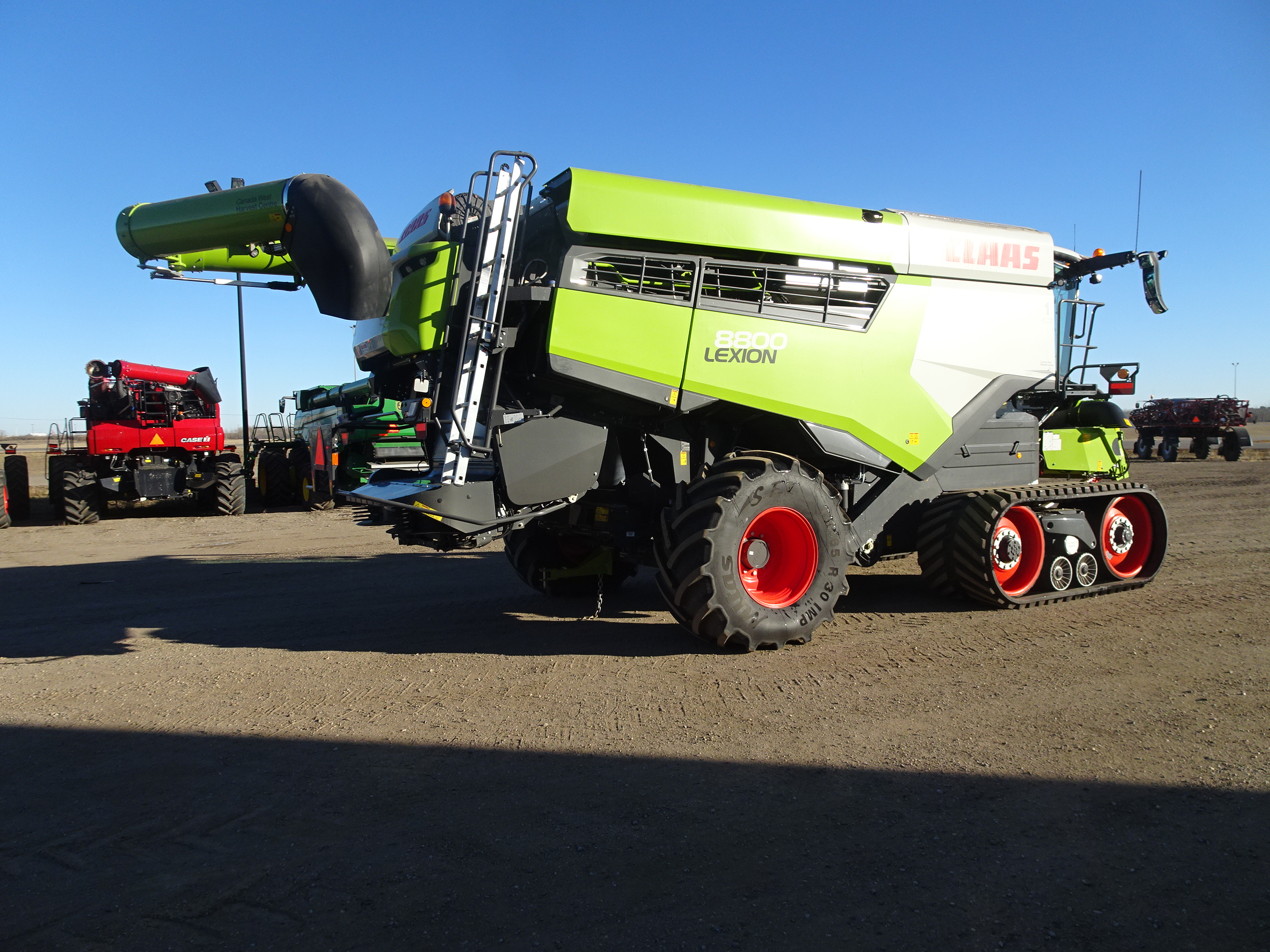 2023 CLAAS 8800TT Combine