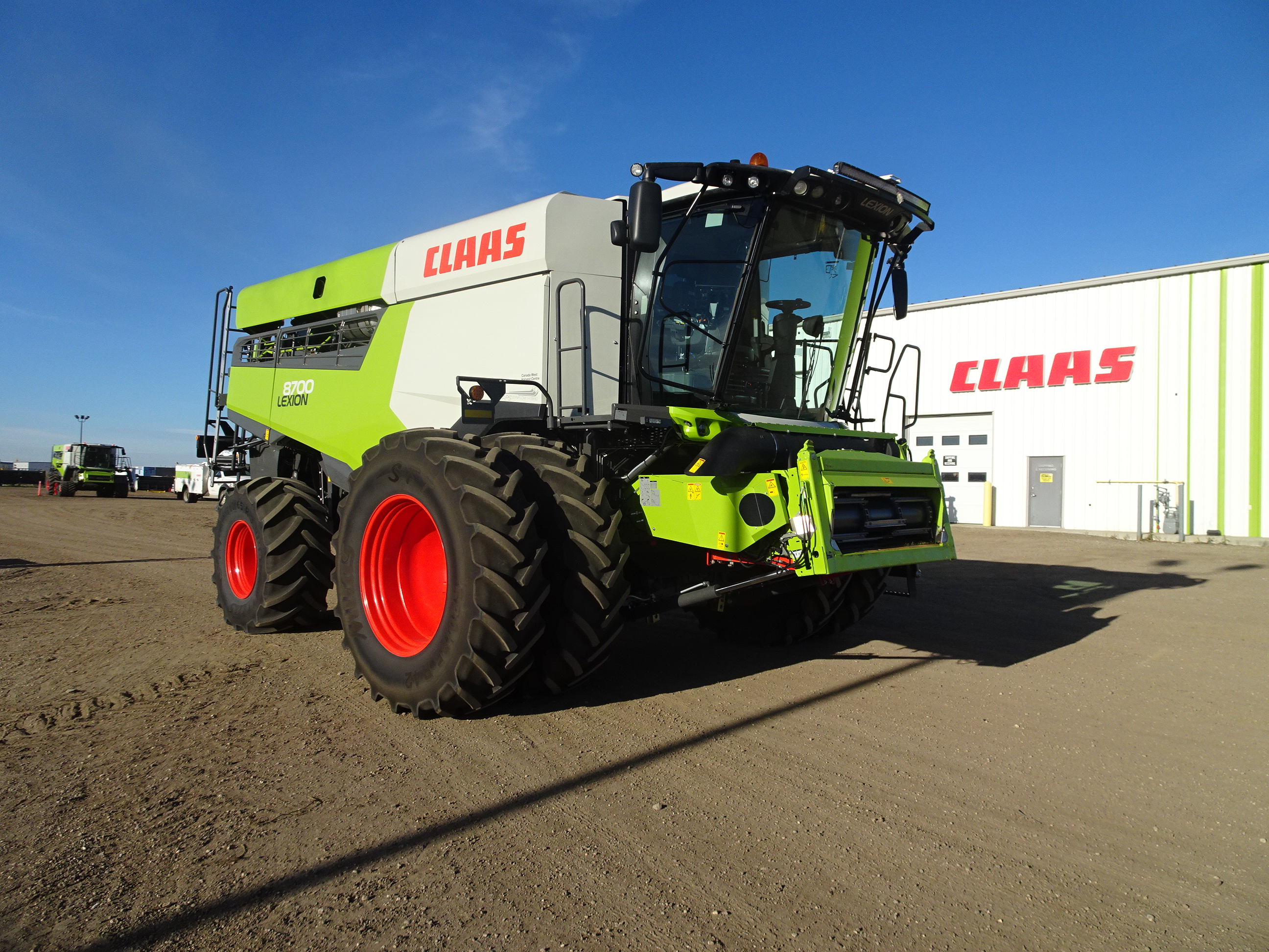 2022 CLAAS 8700 Combine