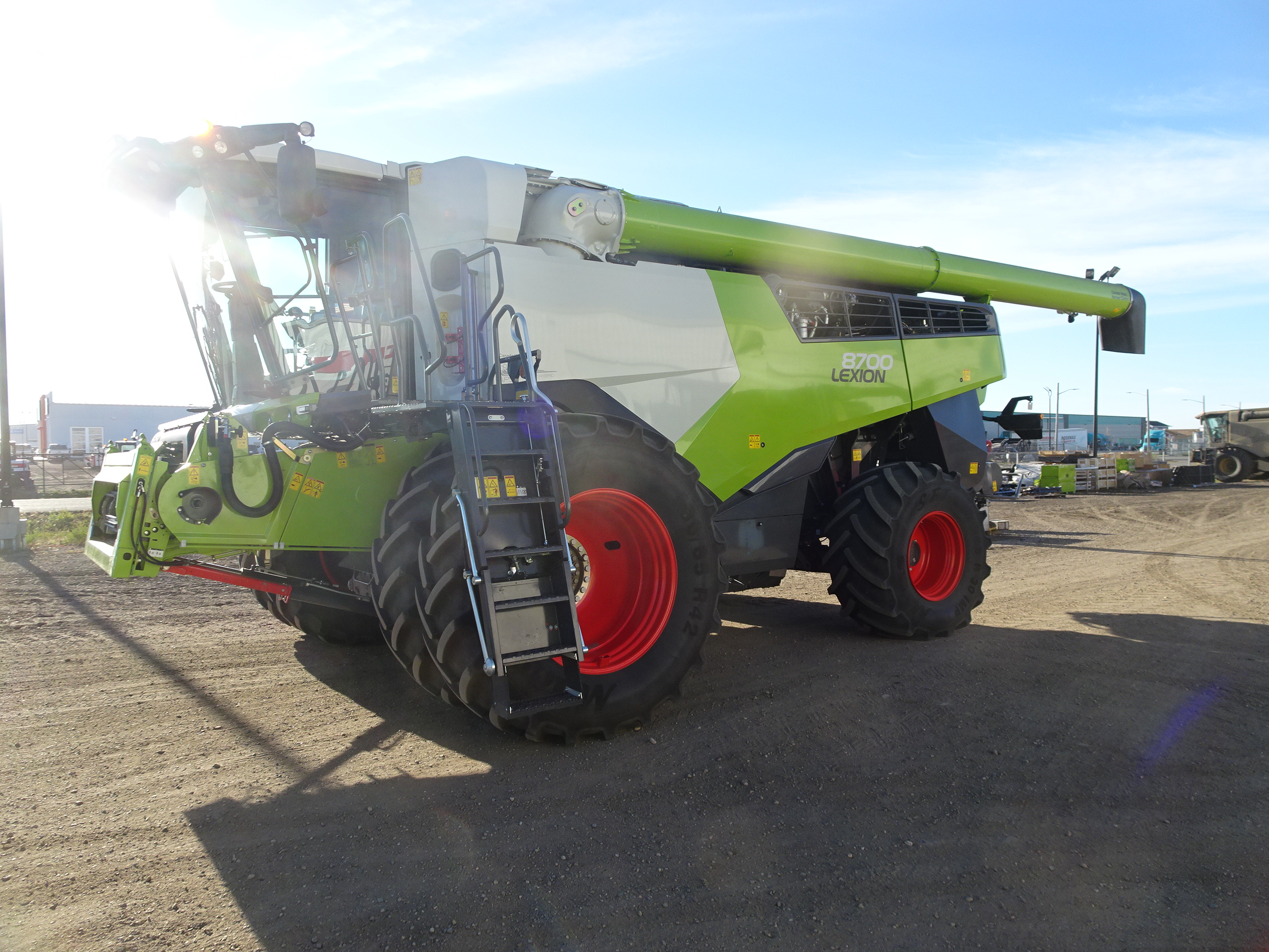 2022 CLAAS 8700 Combine