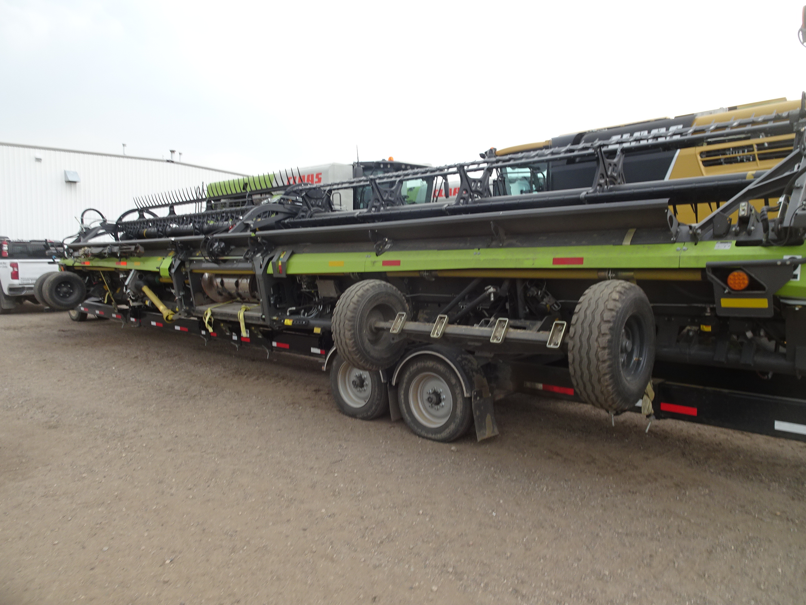 2021 CLAAS Convio 1230 Header Draper