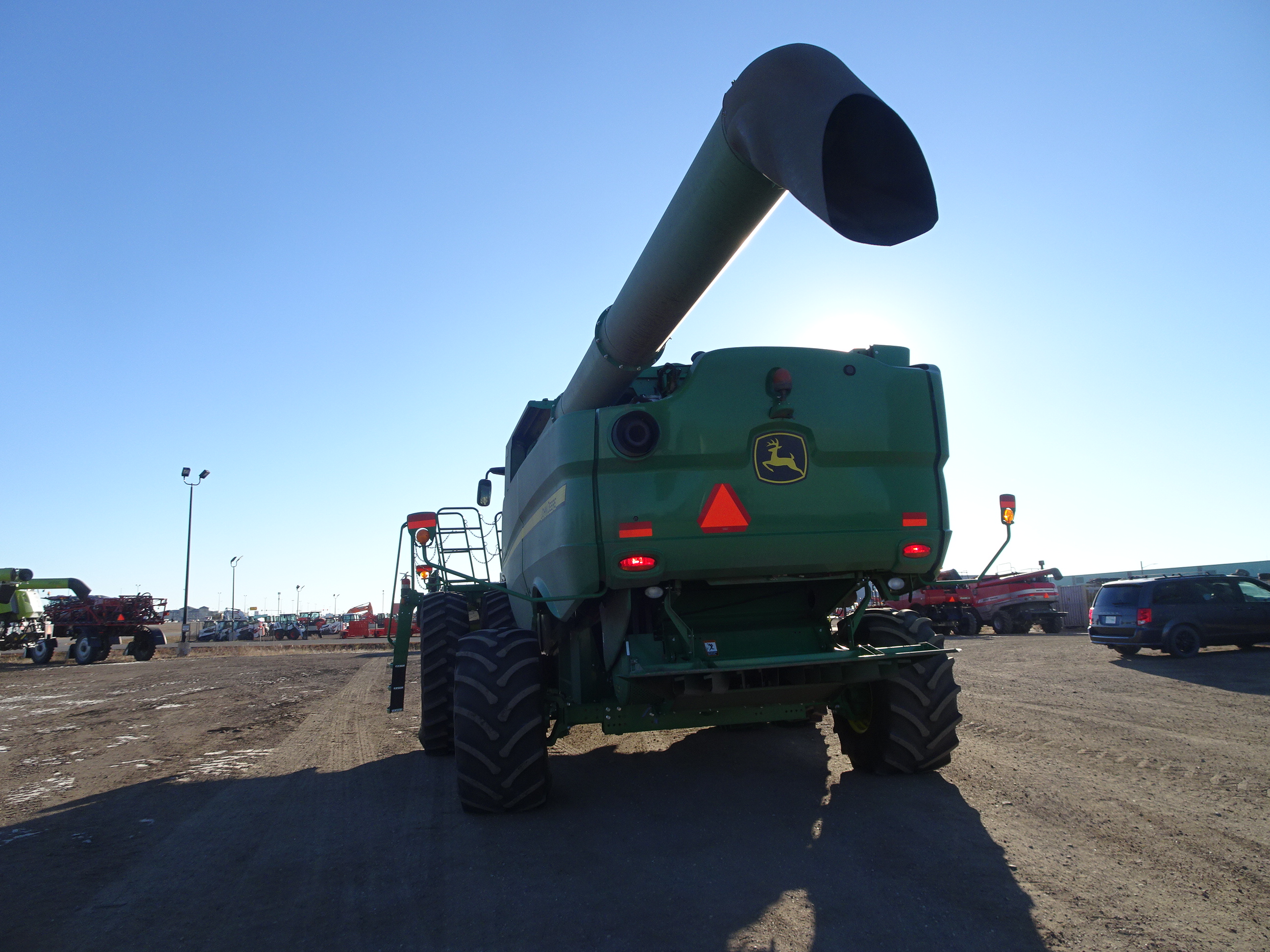 2017 John Deere S680 Combine