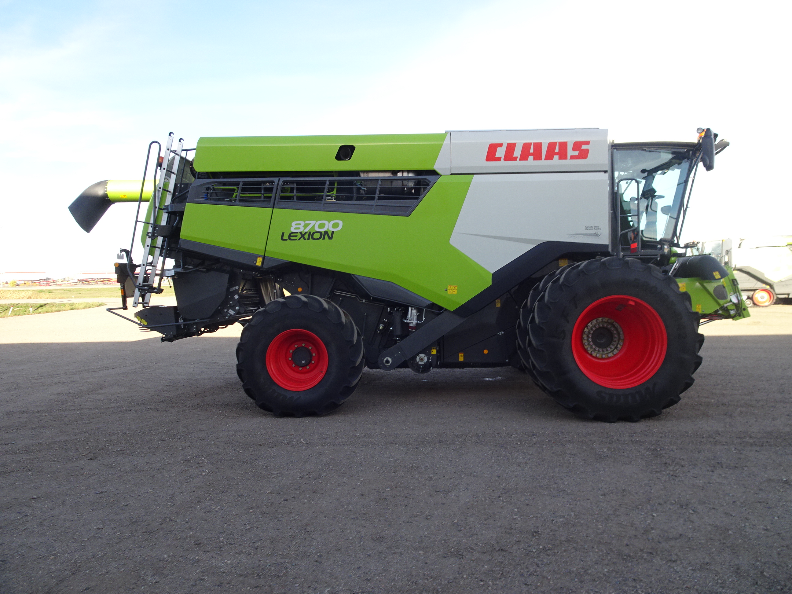 2020 CLAAS 8700 Combine