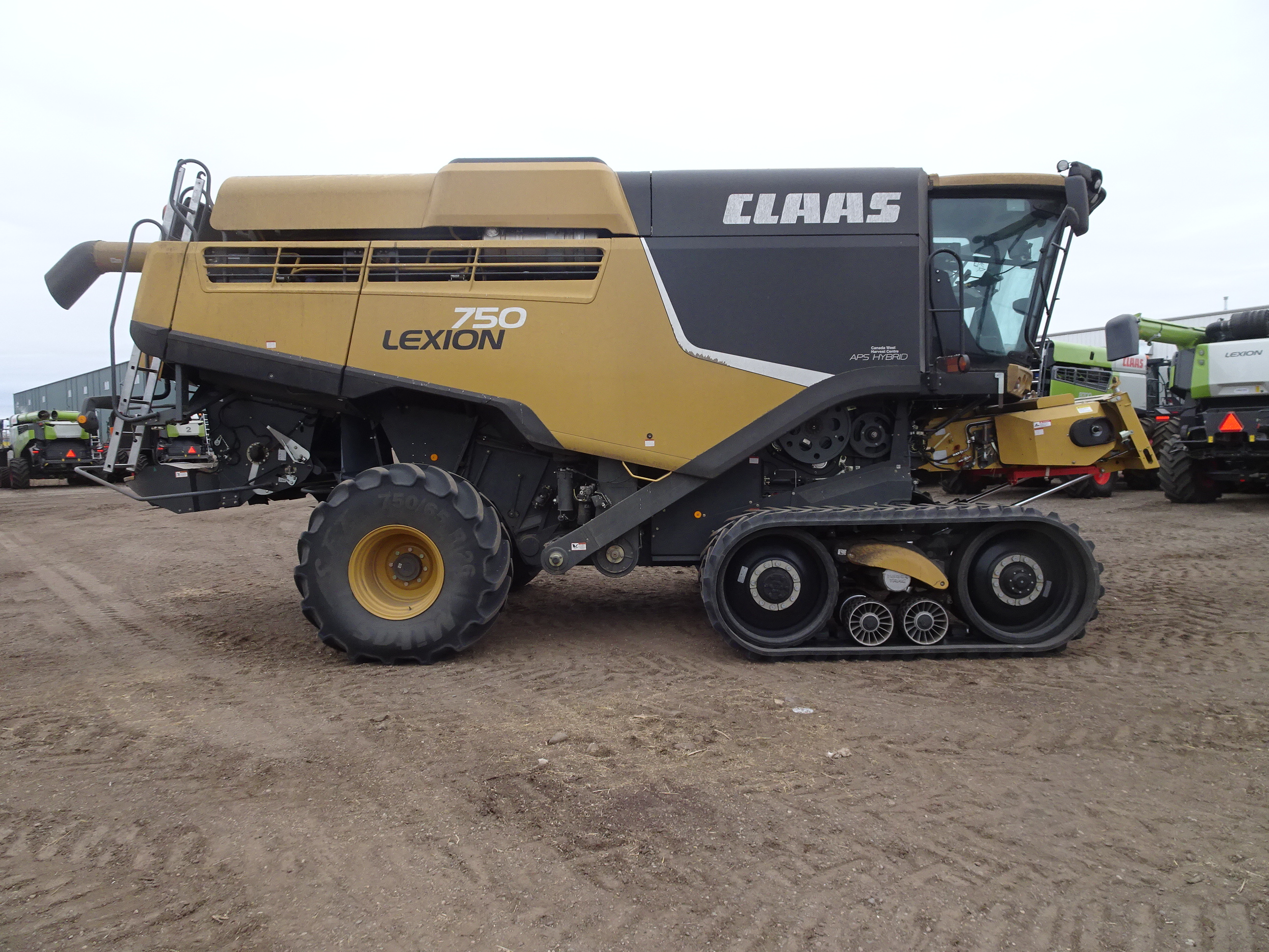 2016 CLAAS 750TT Combine