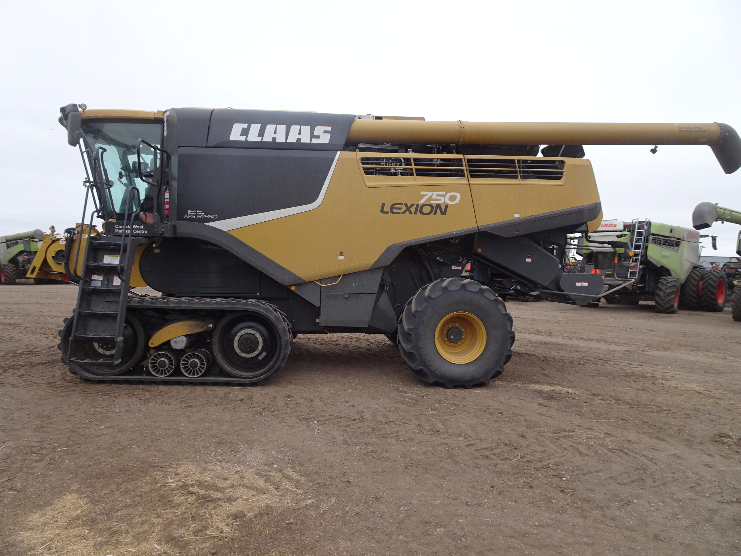 2016 CLAAS 750TT Combine