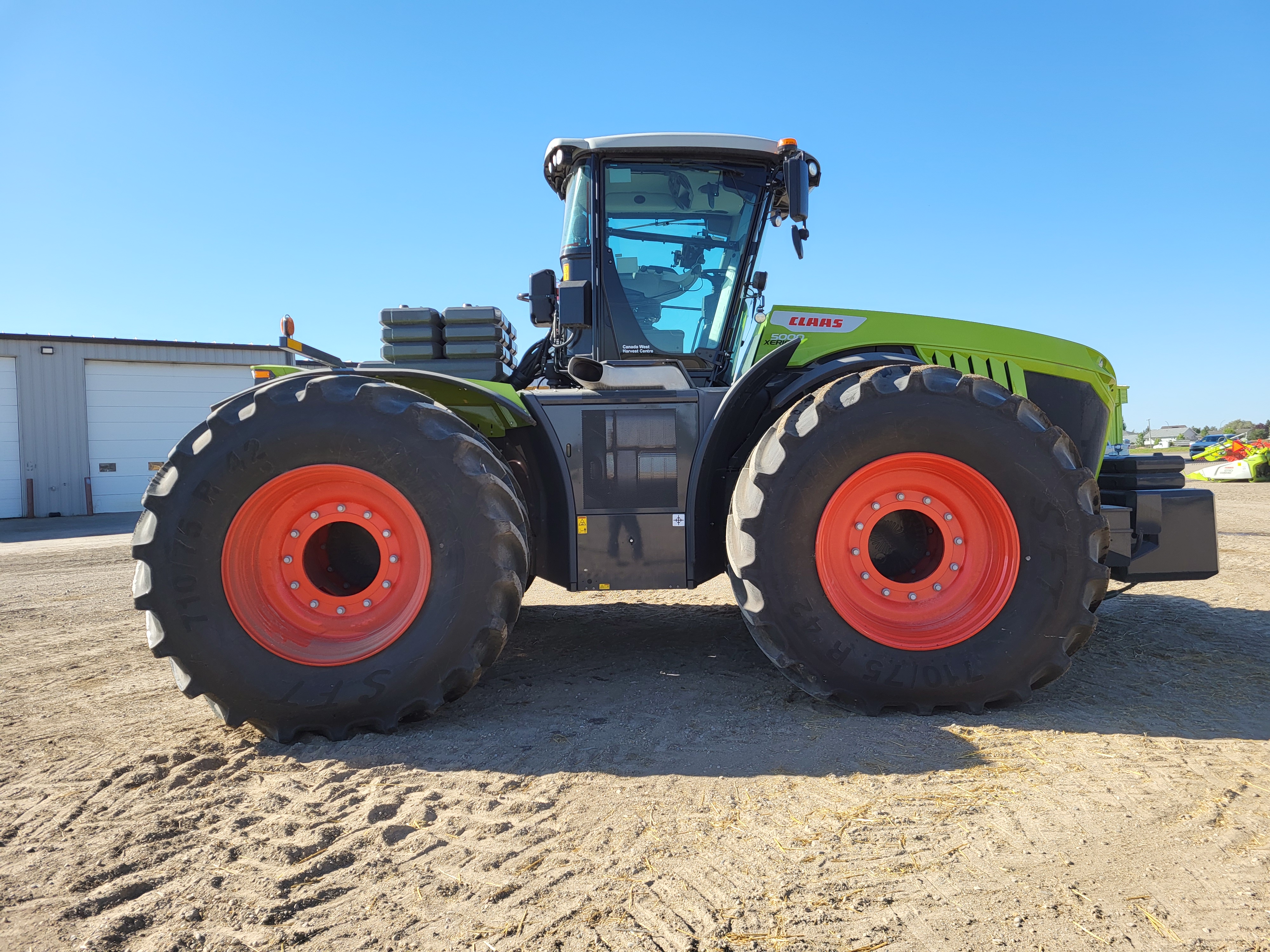 2024 CLAAS Xerion 5000 Trac Tractor