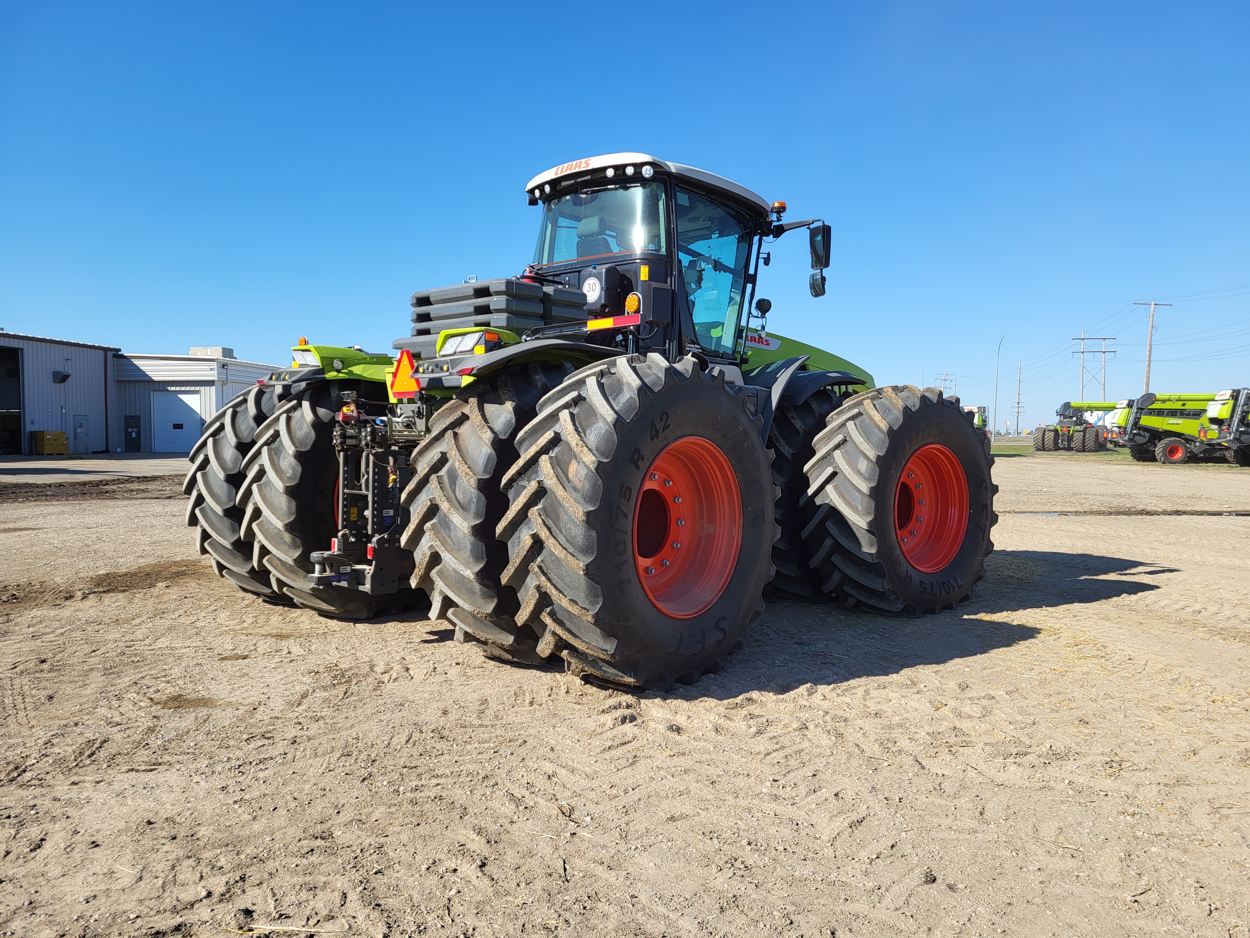 2024 CLAAS Xerion 5000 Trac Tractor