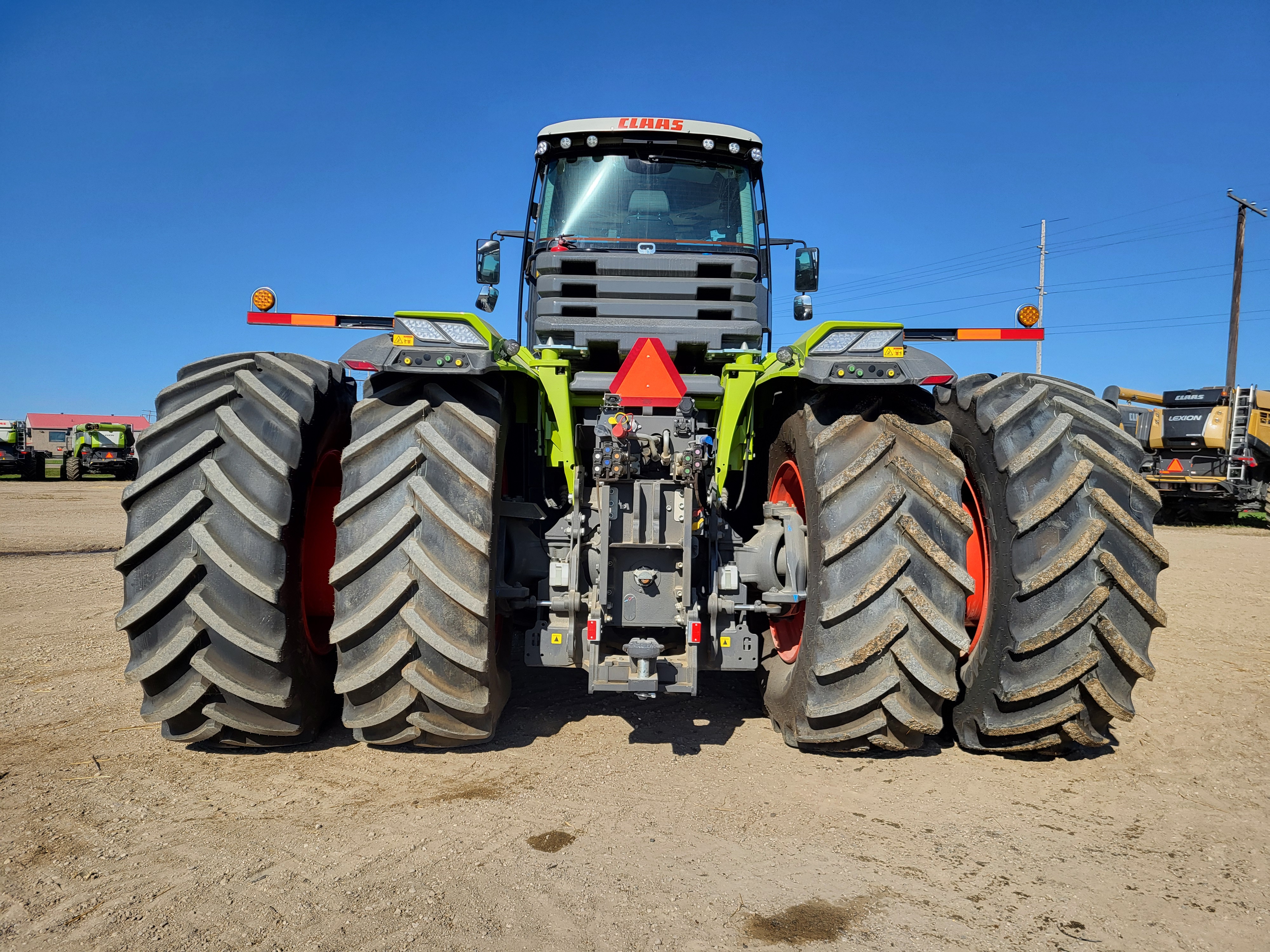 2024 CLAAS Xerion 5000 Trac Tractor