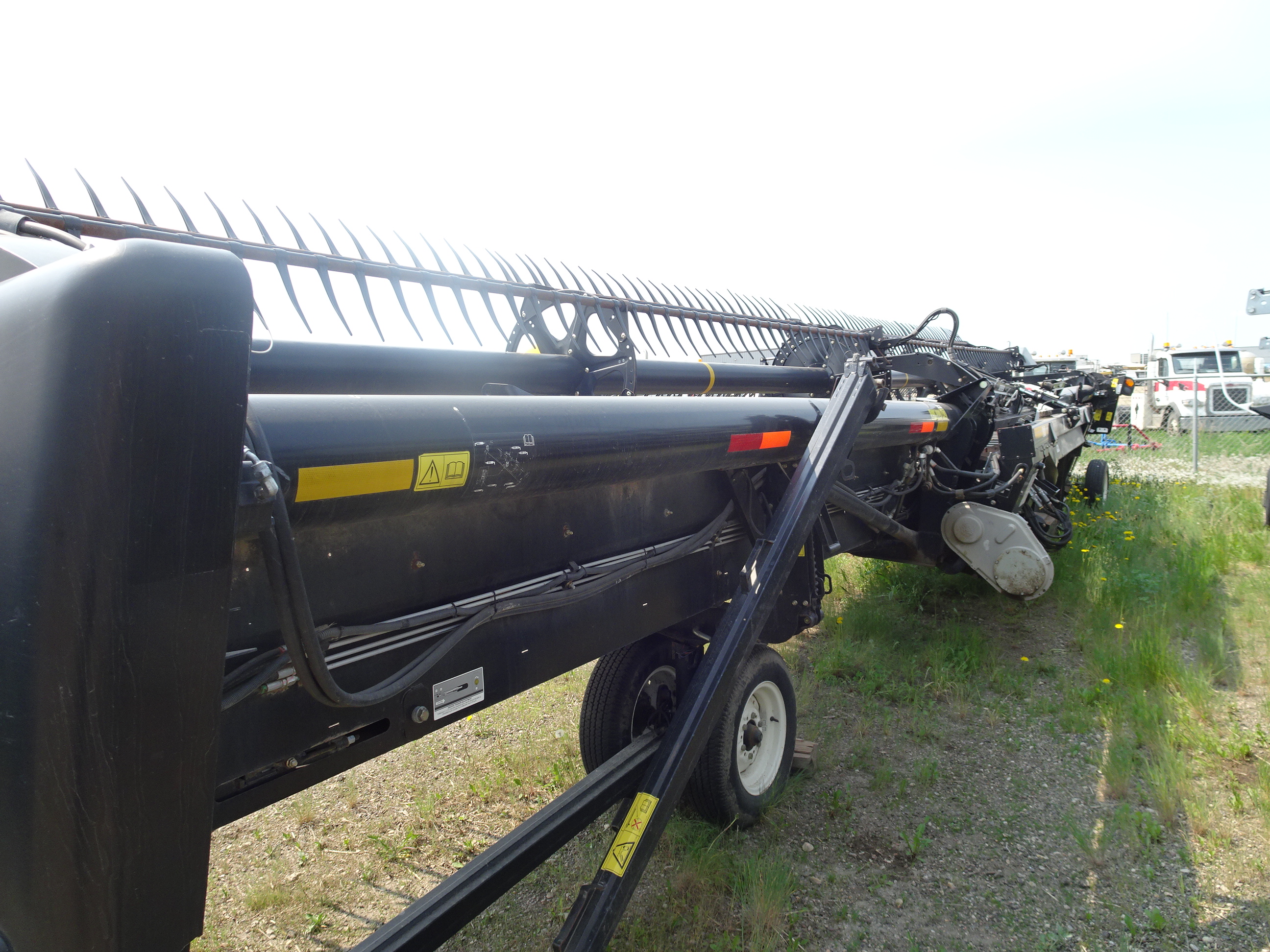 2016 MacDon FD75-45 Header Combine
