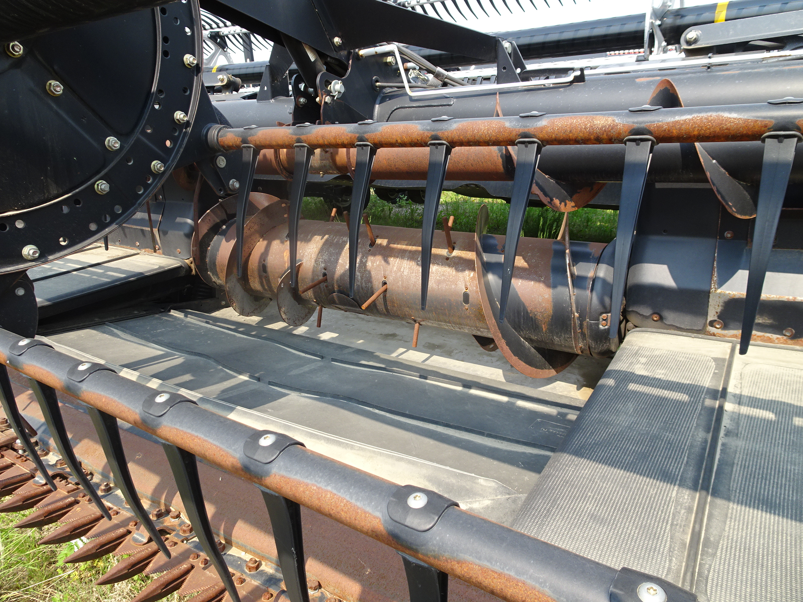 2016 MacDon FD75-45 Header Combine