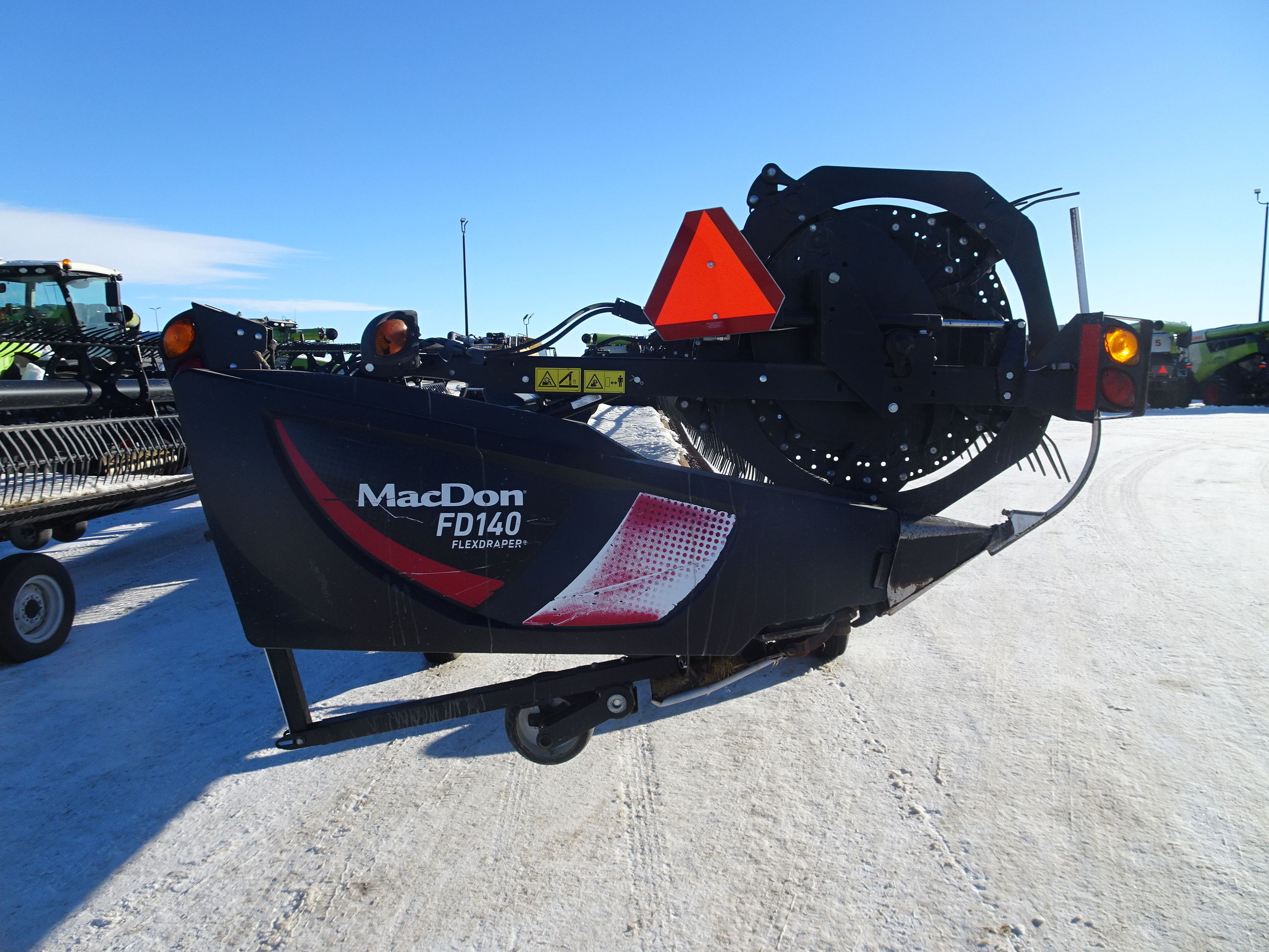 2018 MacDon FD140 Header Combine