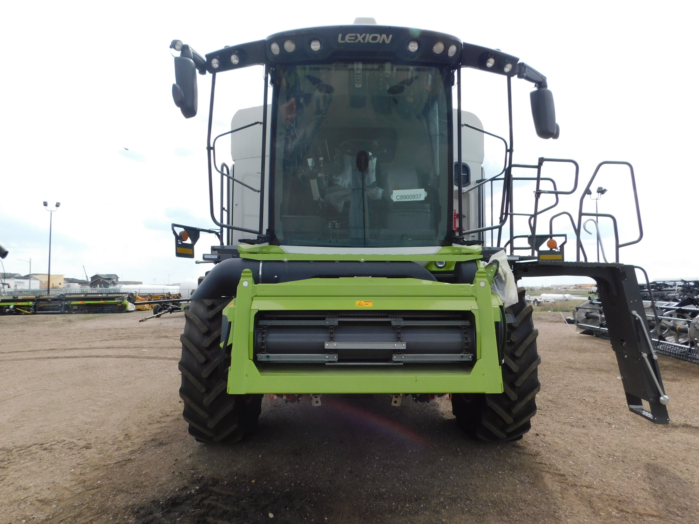 2022 CLAAS 8700 Combine