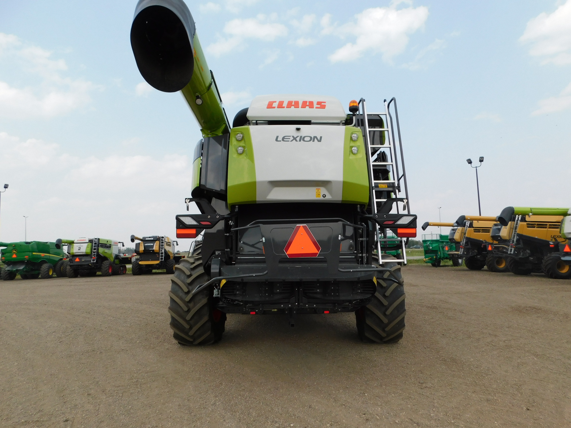 2021 CLAAS 8700 Combine