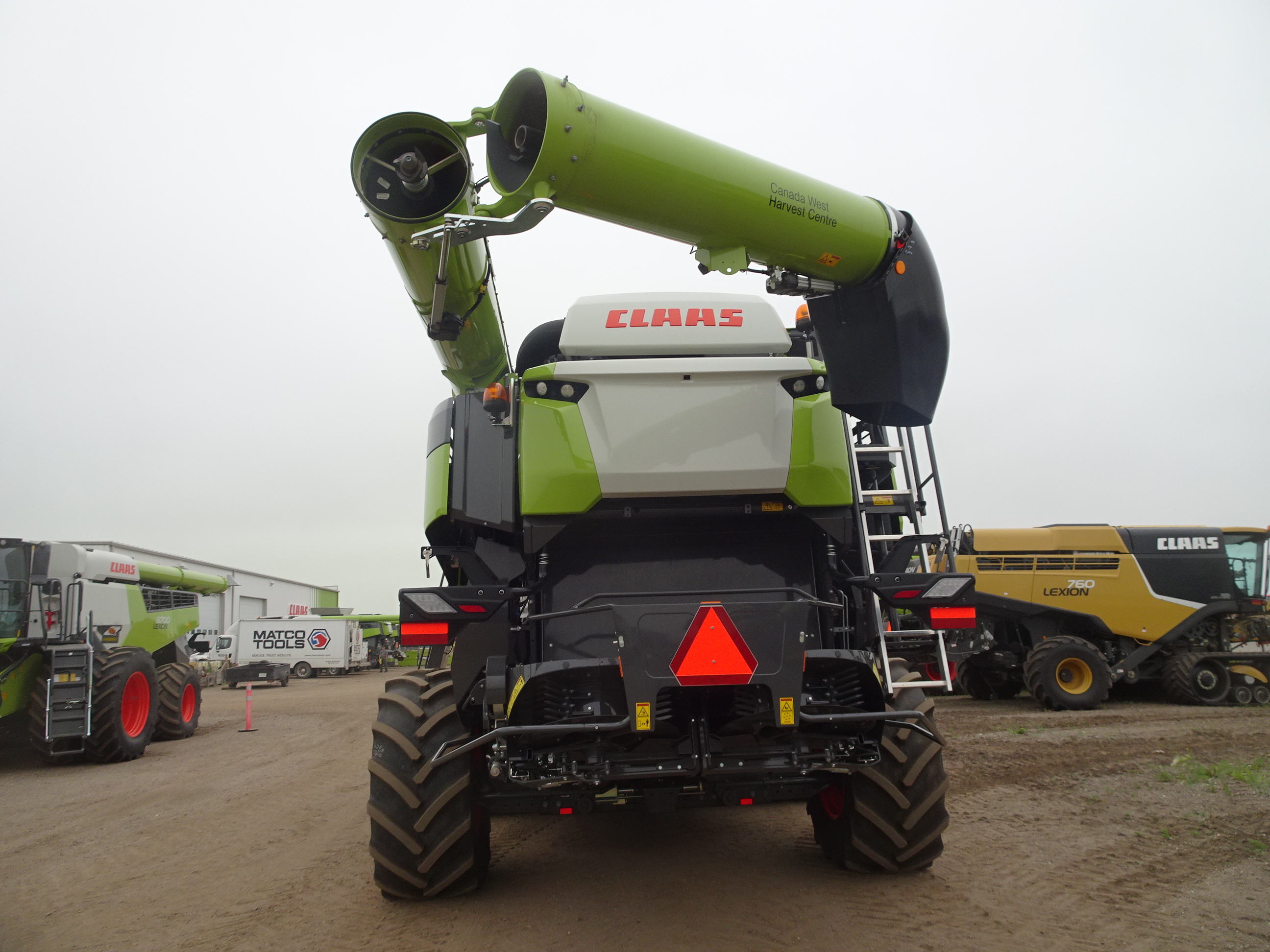 2024 CLAAS 8800TT Combine