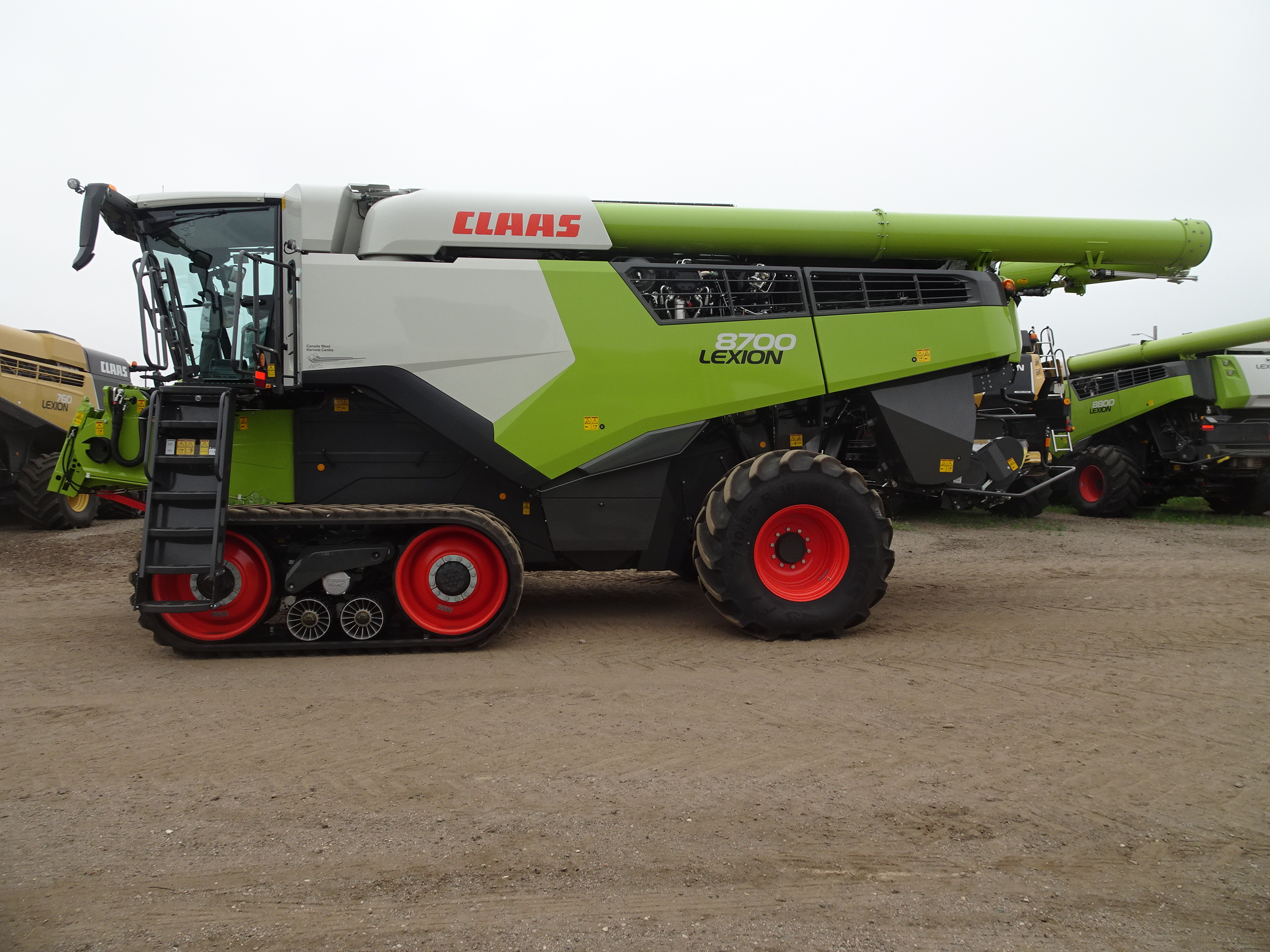 2024 CLAAS 8800TT Combine