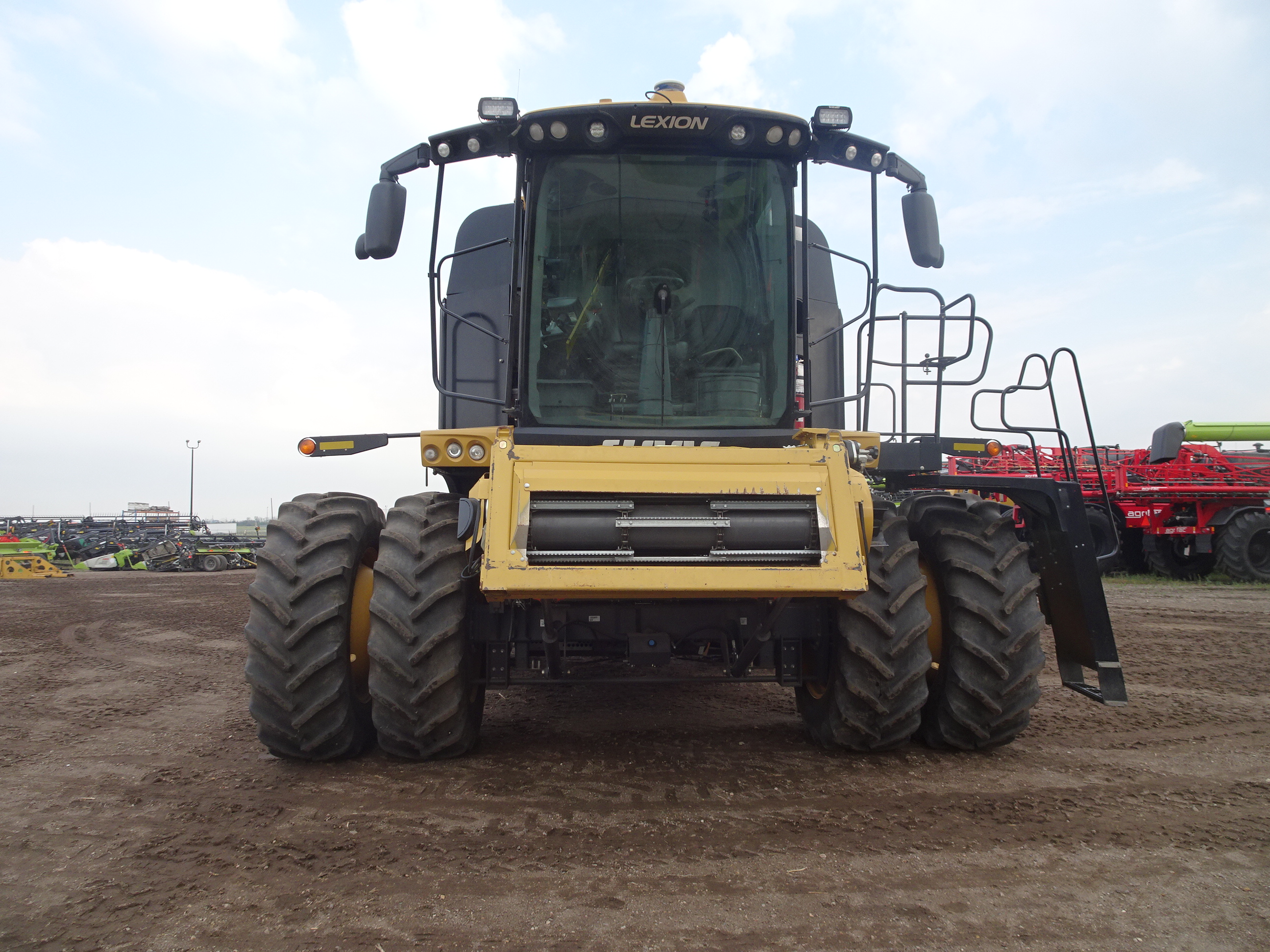 2019 CLAAS 760 Combine