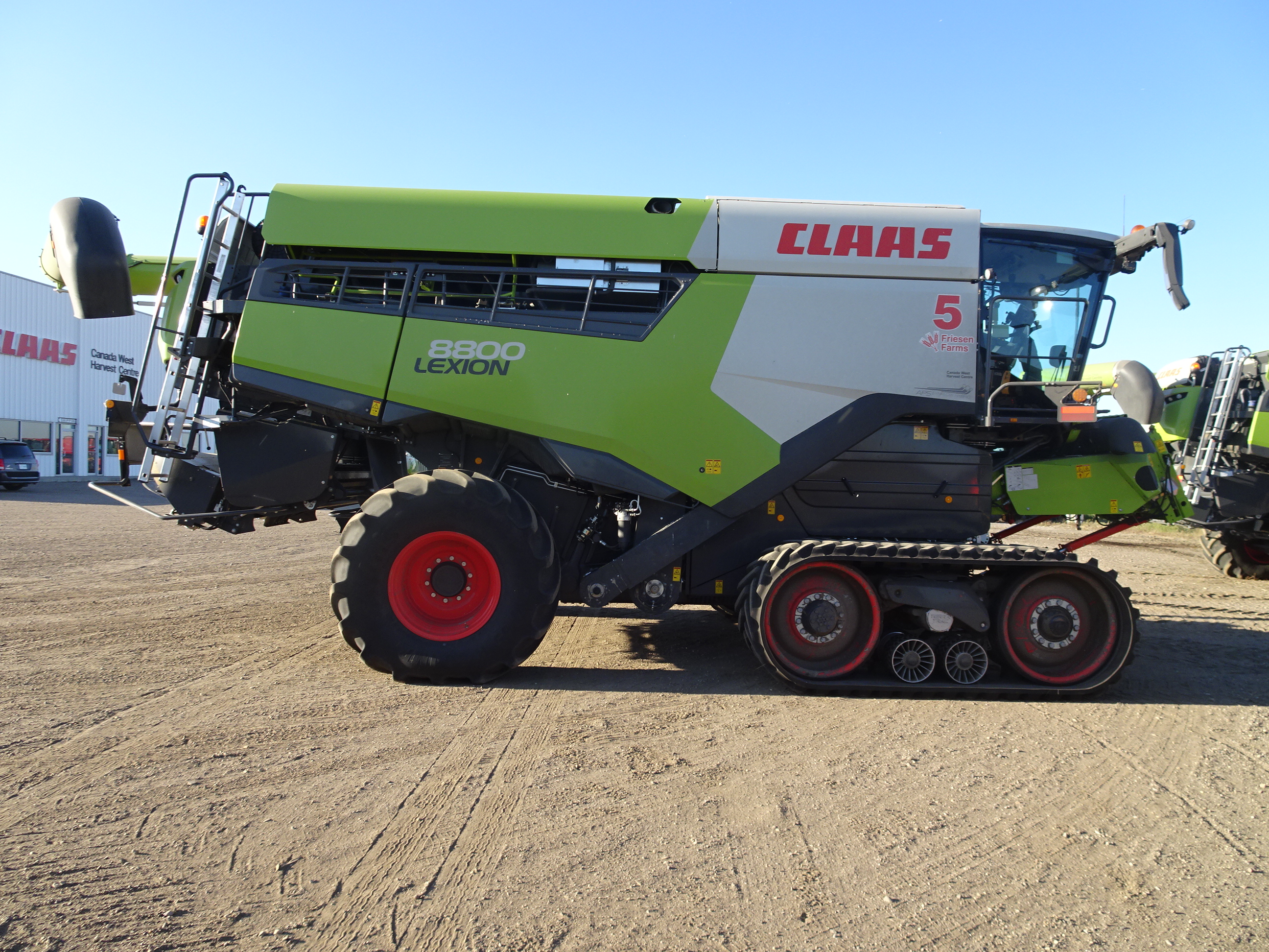 2024 CLAAS 8800TT Combine