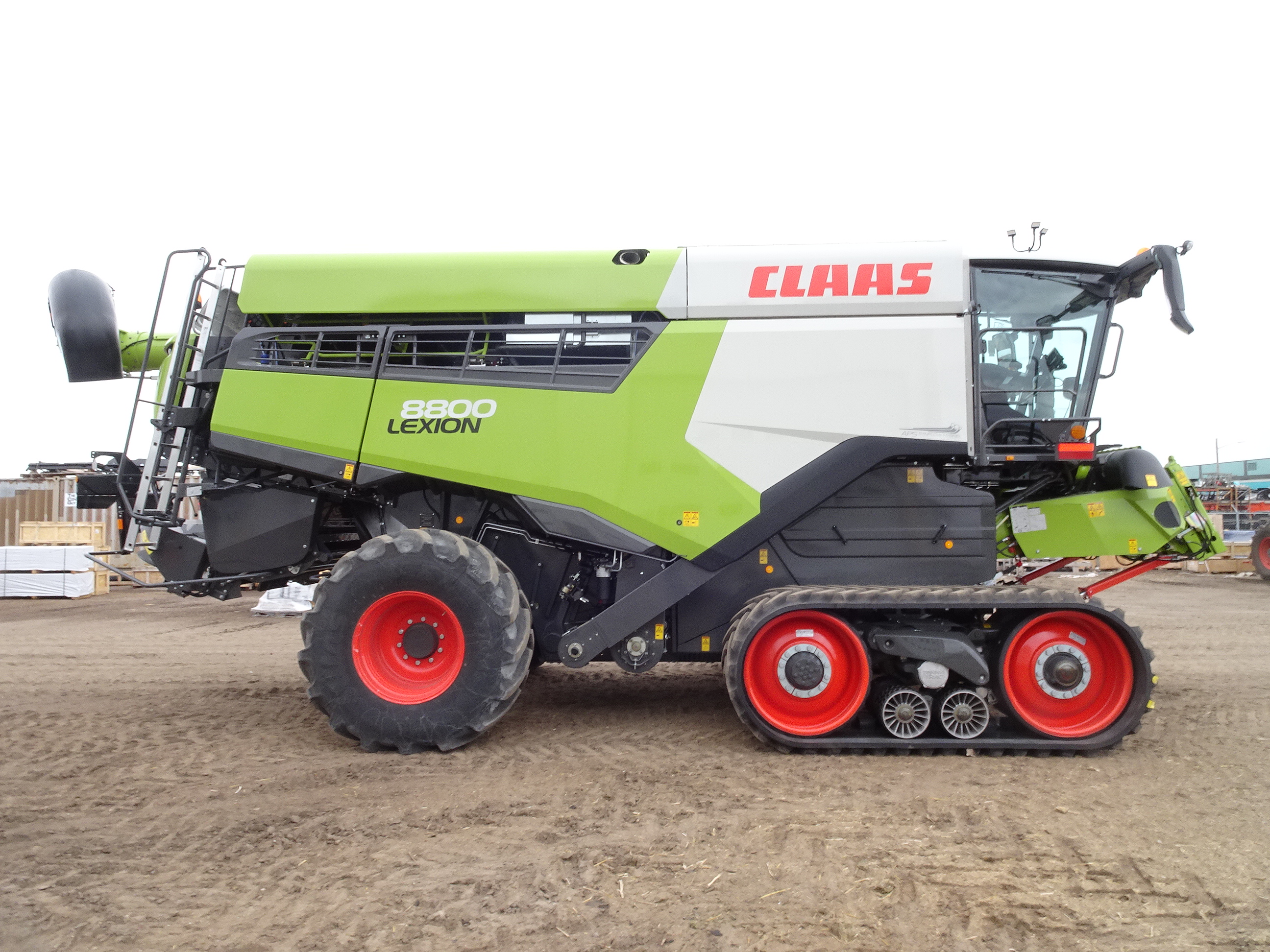 2024 CLAAS 8800TT Combine