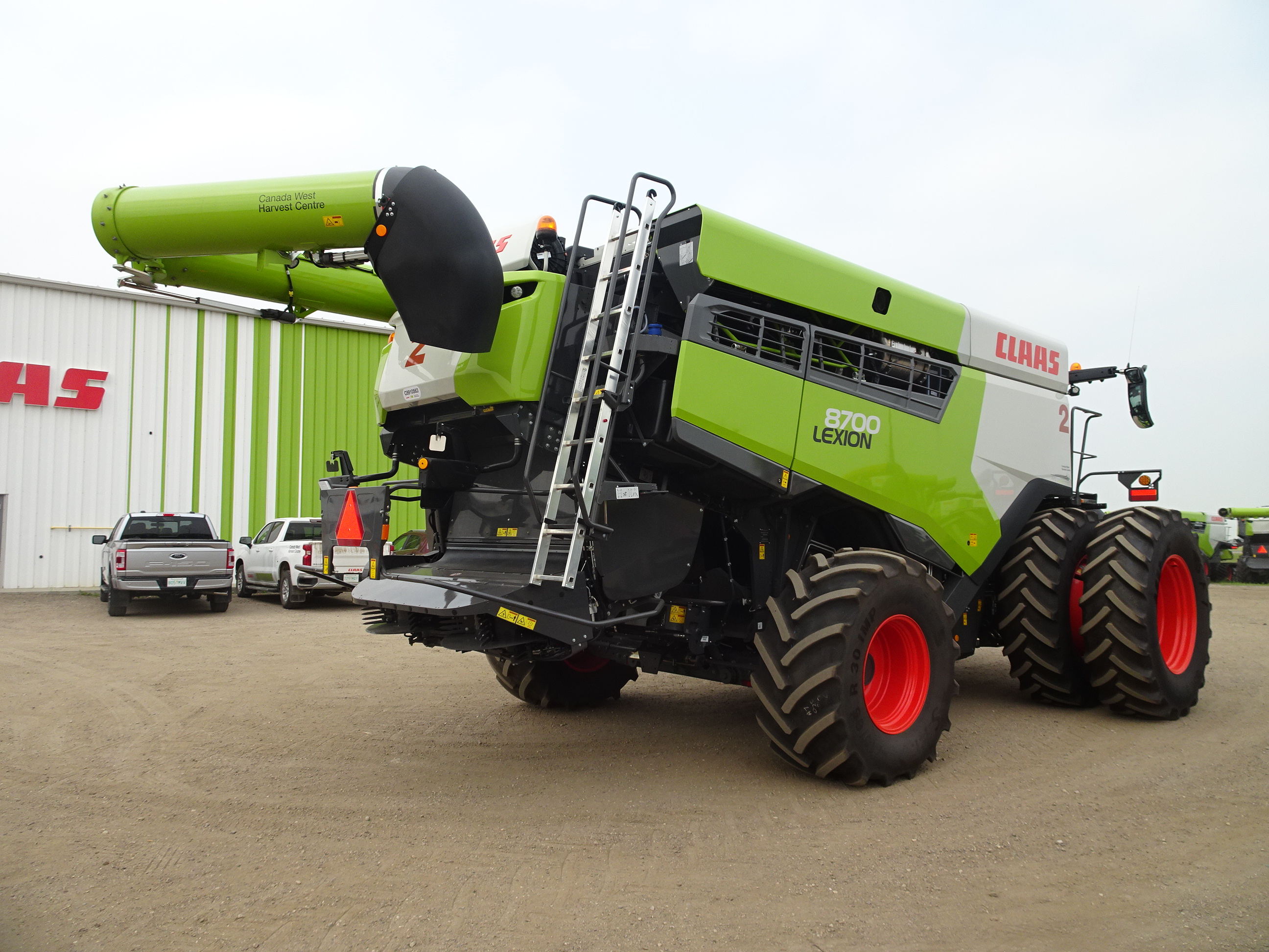 2024 CLAAS 8700 Combine