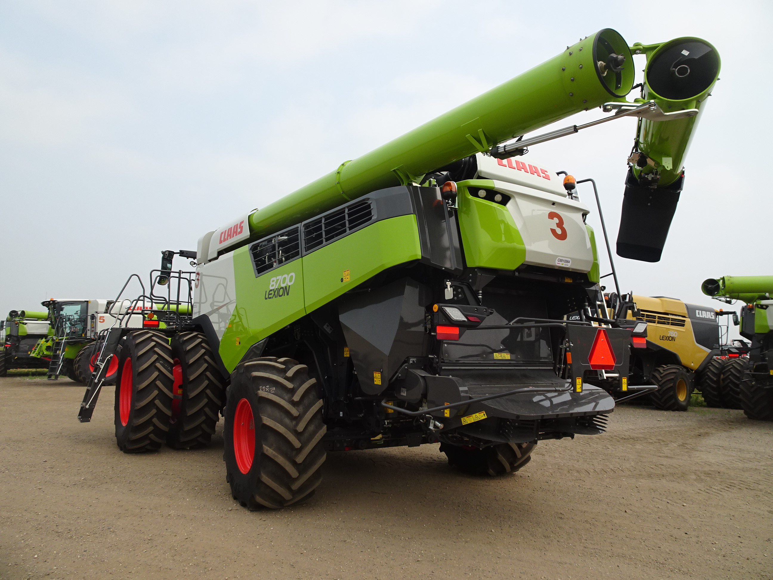 2024 CLAAS 8700 Combine