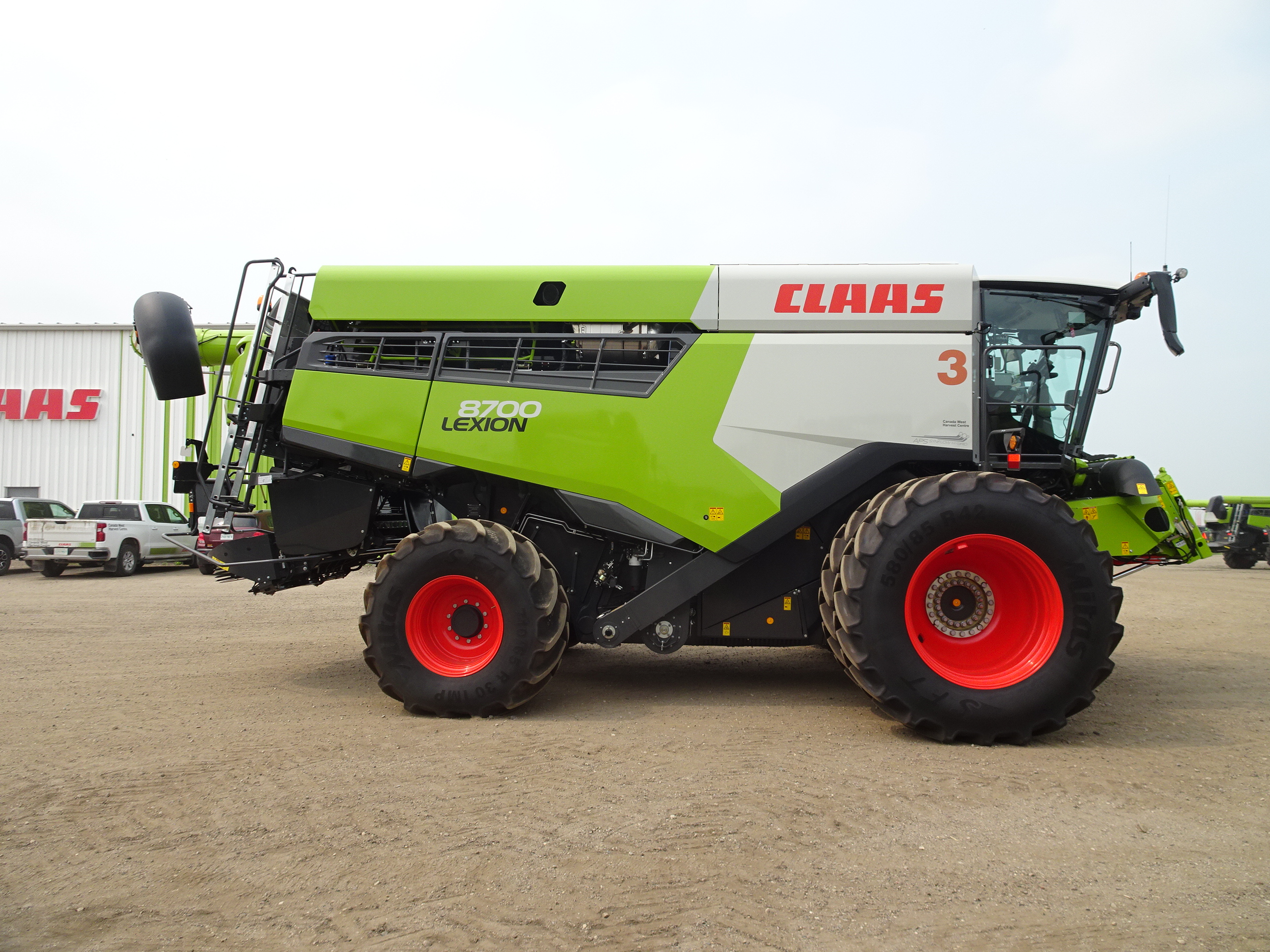 2024 CLAAS 8700 Combine