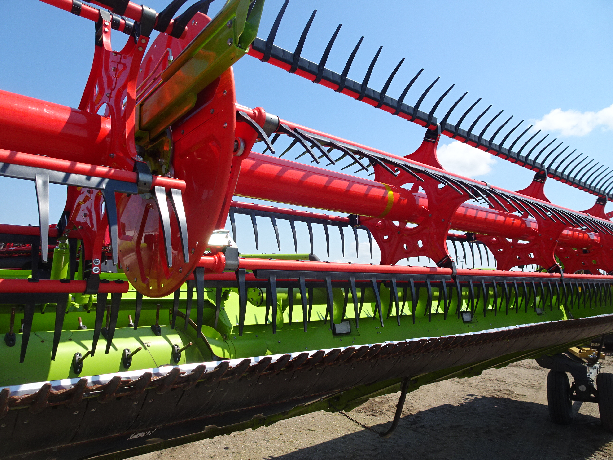 2023 CLAAS Convio Flex 1380 Header Combine