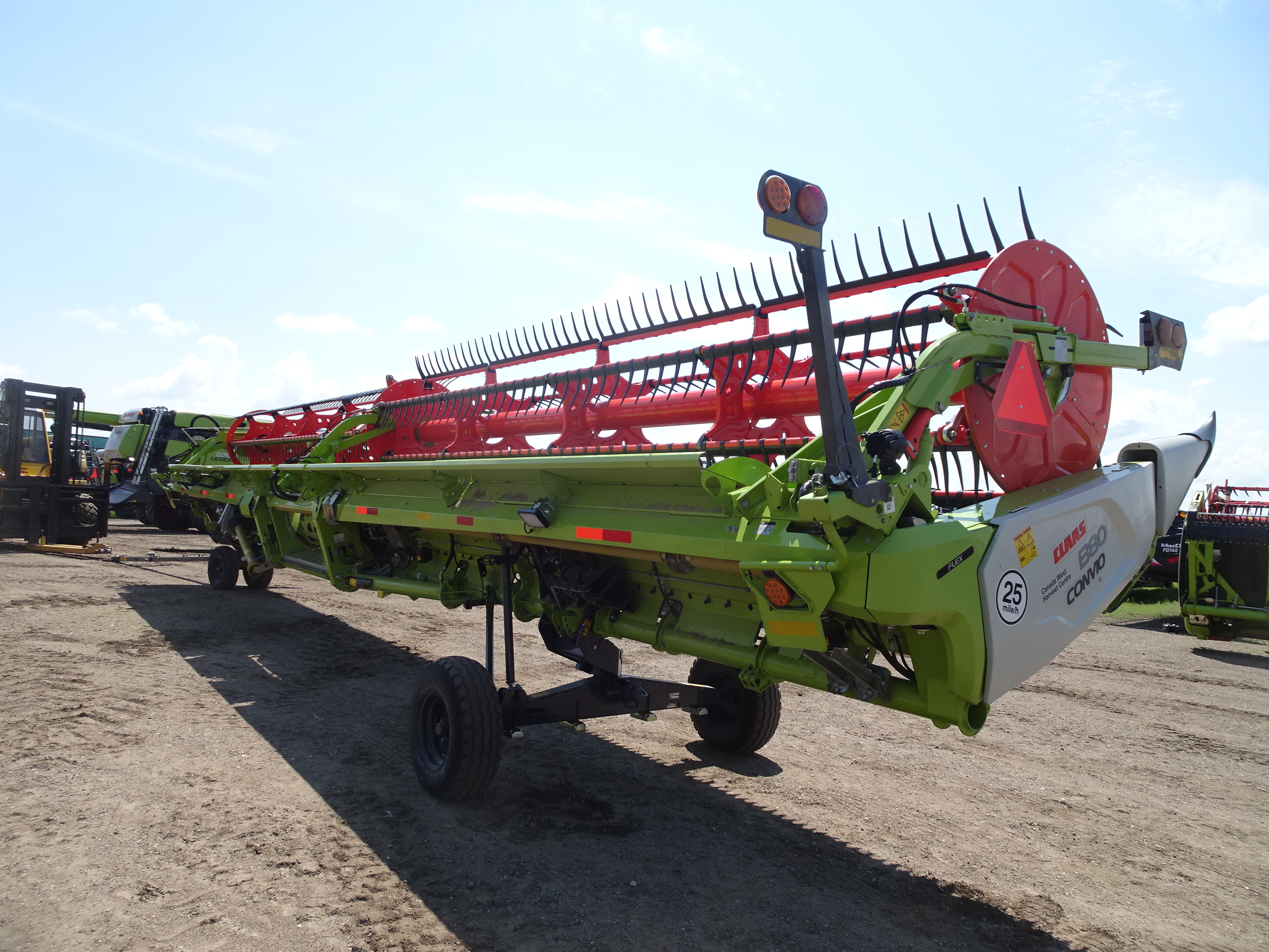 2023 CLAAS Convio Flex 1380 Header Combine